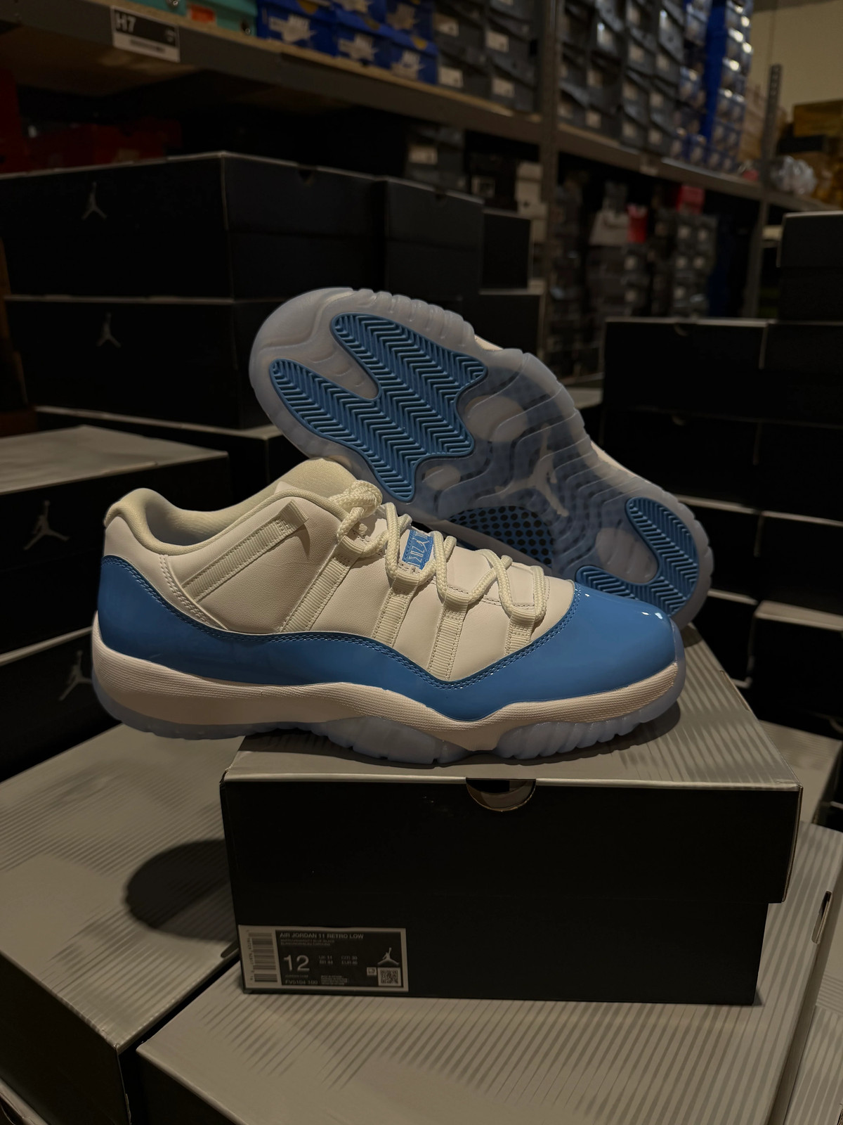 NEW Jordan 11 Retro Low University Blue (2026) FV5104-100