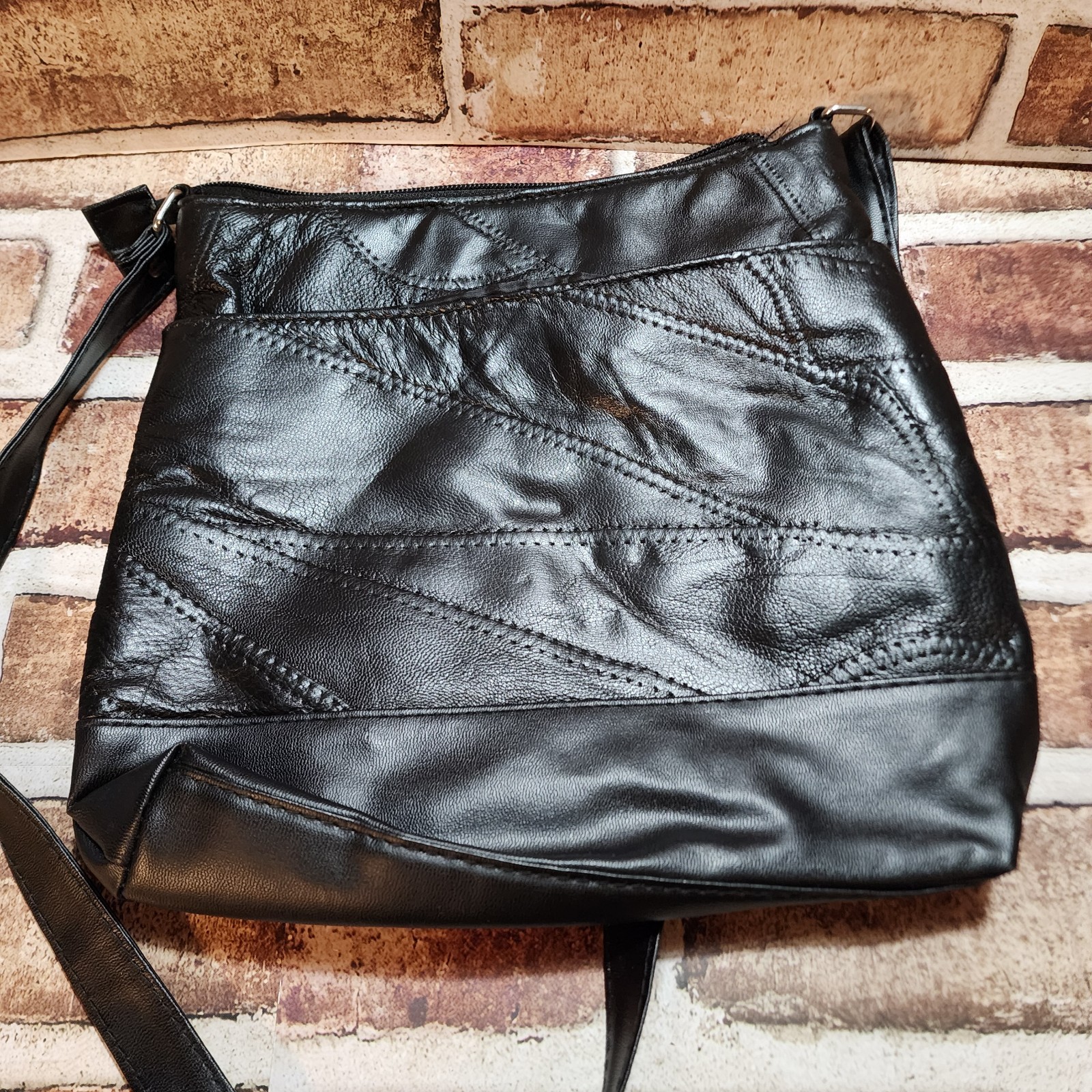 Lot Of 7 Womens Purses Various Materials Size And Colors All 1 Price Crossbody