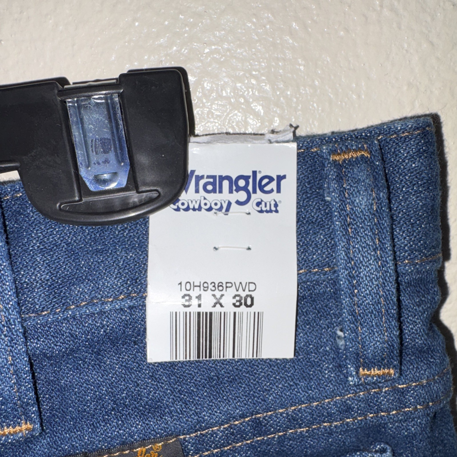Wrangler Cowboy Cut Men’s Slim Fit Straight Leg Dark Wash Blue Denim Jeans