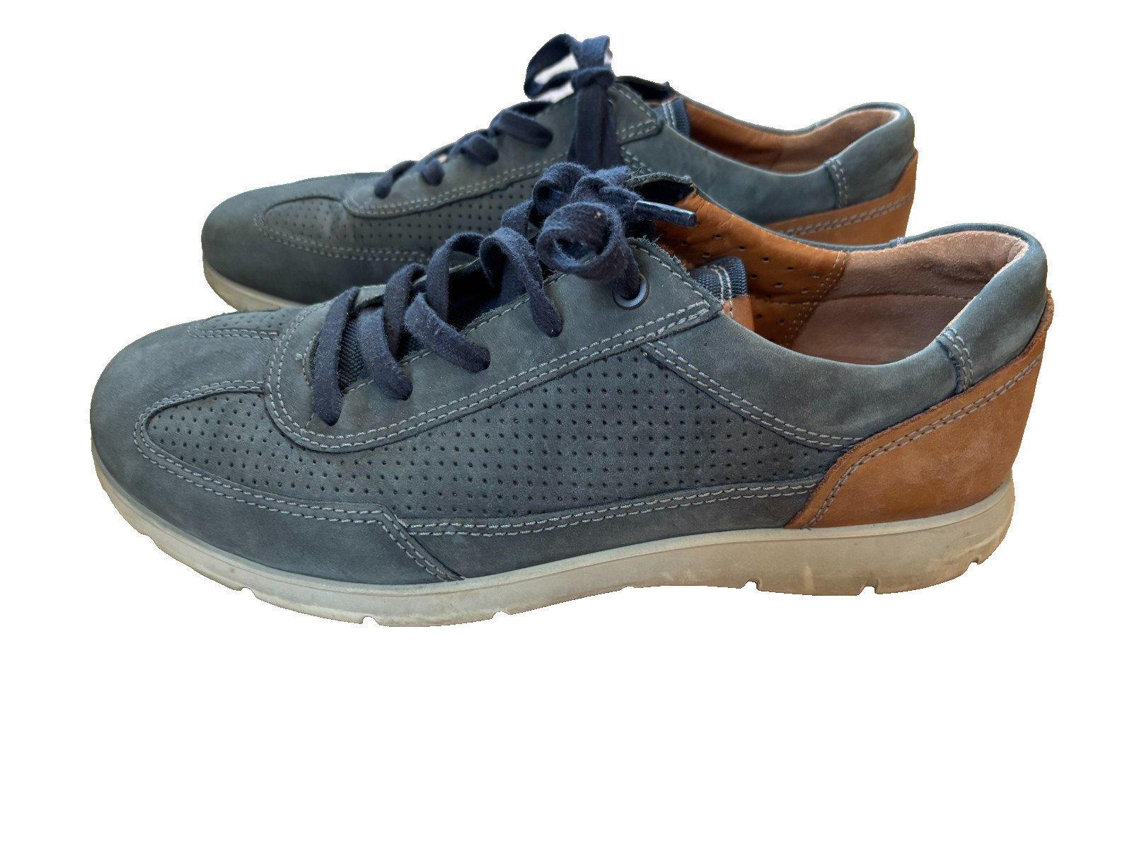 Ecco Coolest Ever Men’s Casual Leather size 42 leather (I wear size 10 in US)