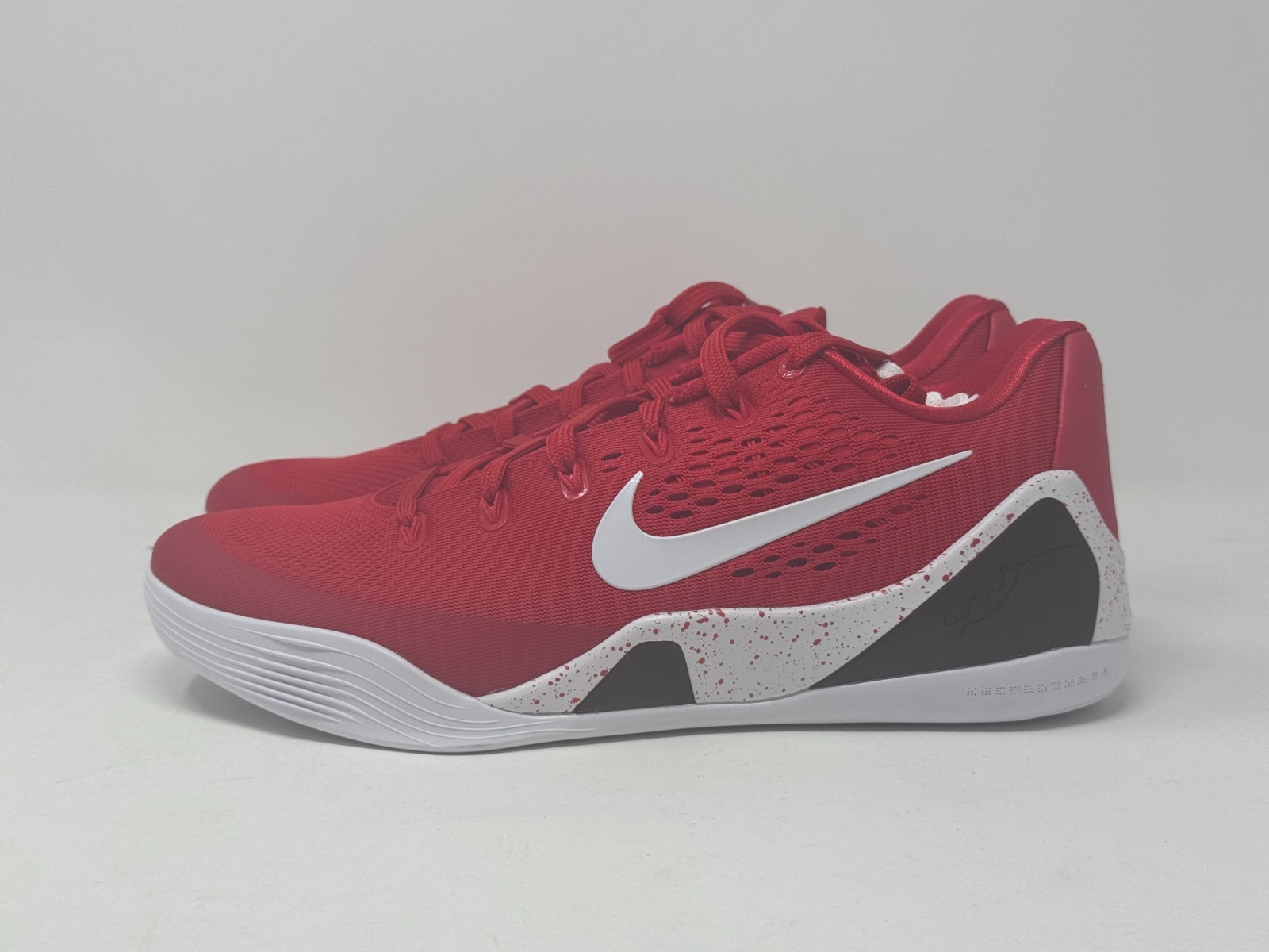 Size 11 – Nike Kobe 9 EM Protro TB Men’s Shoes University Red IH1401-600 No Lid