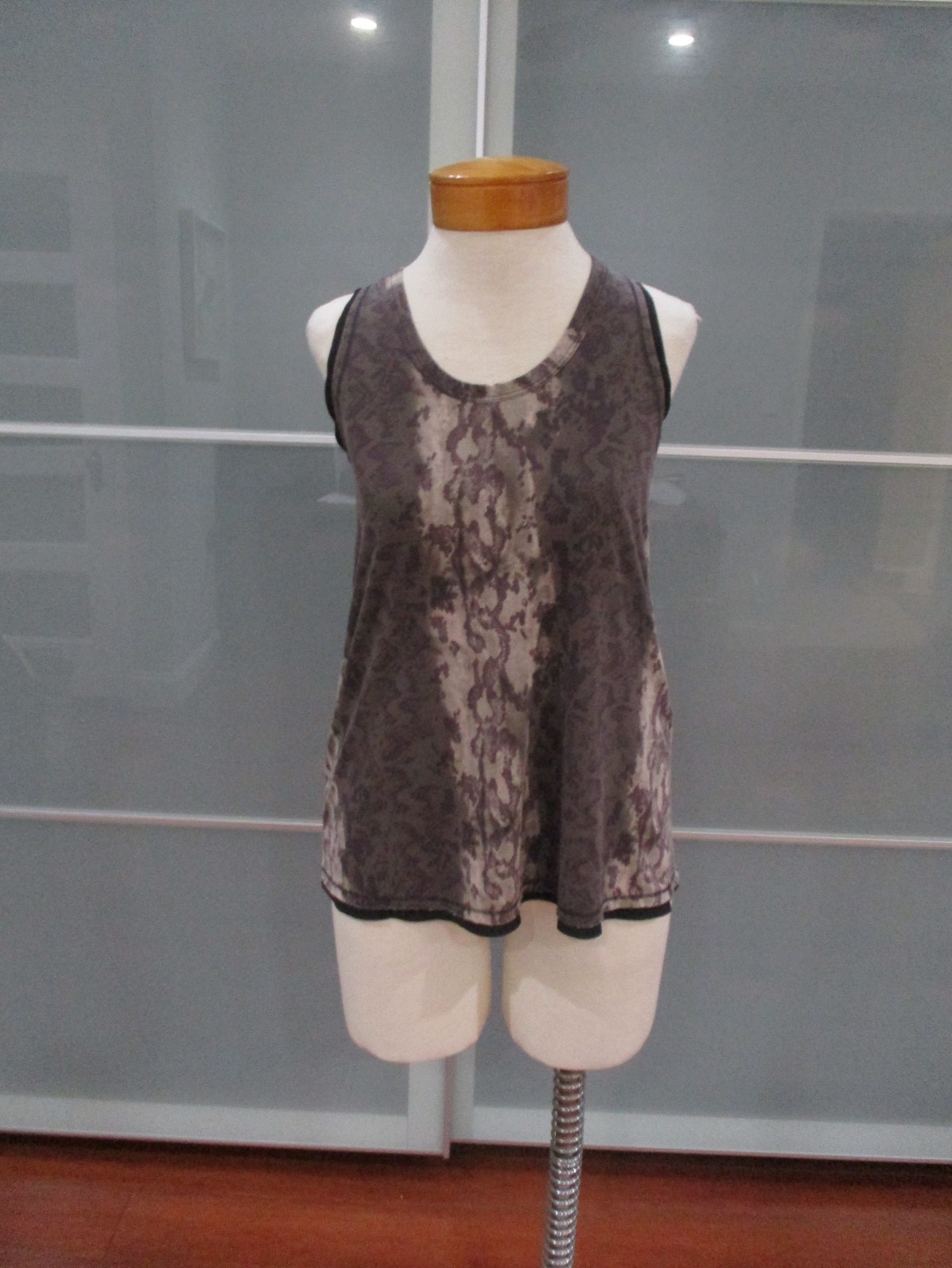 Allsaints Ami Masala Vest Tank Scoop Neck Racerback Snakeskin Print Size 0