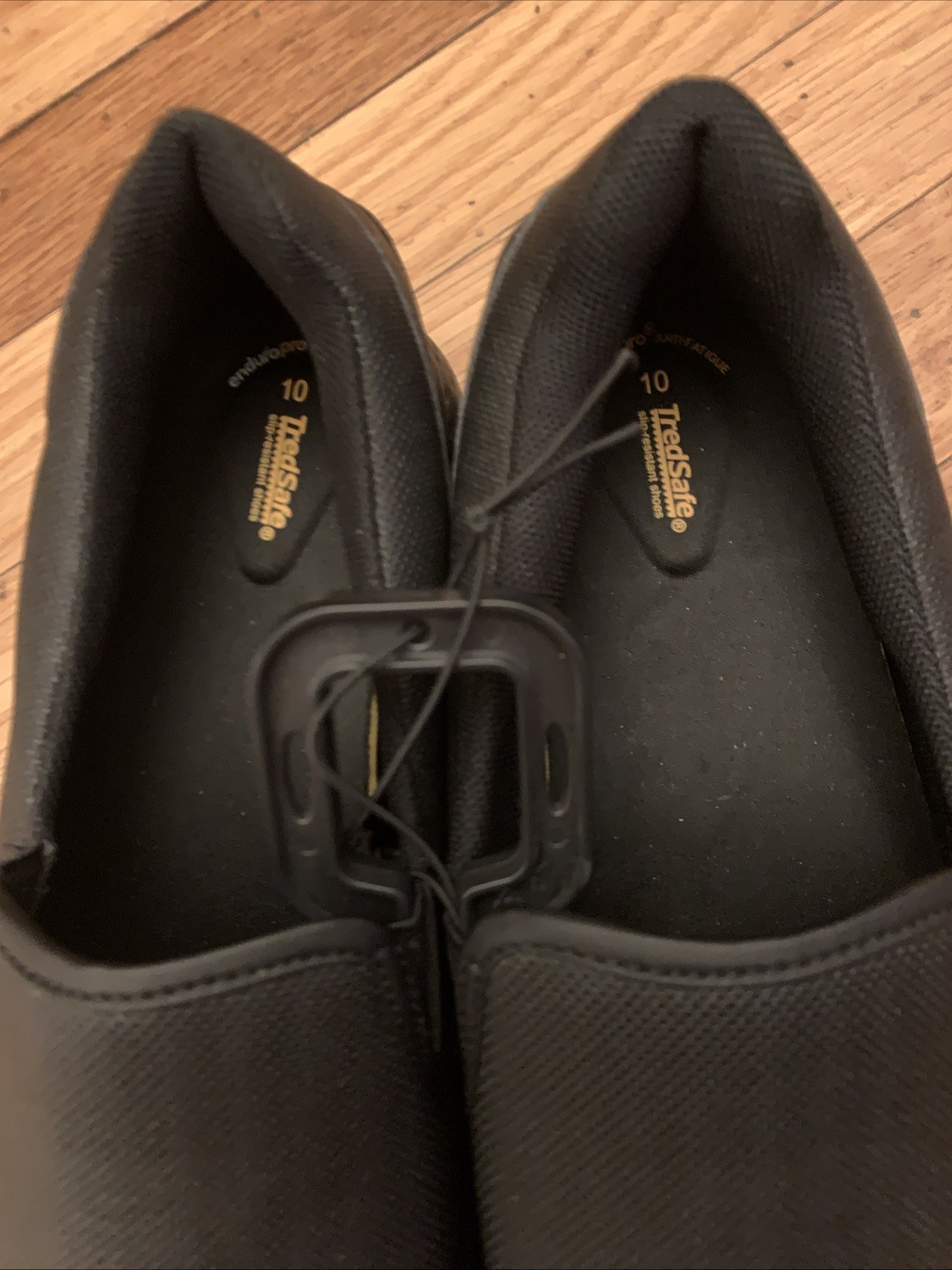 TREDSAFE – Black Sara II Slip-On & Slip Resistant Shoes – NEW! w Tags Size 10