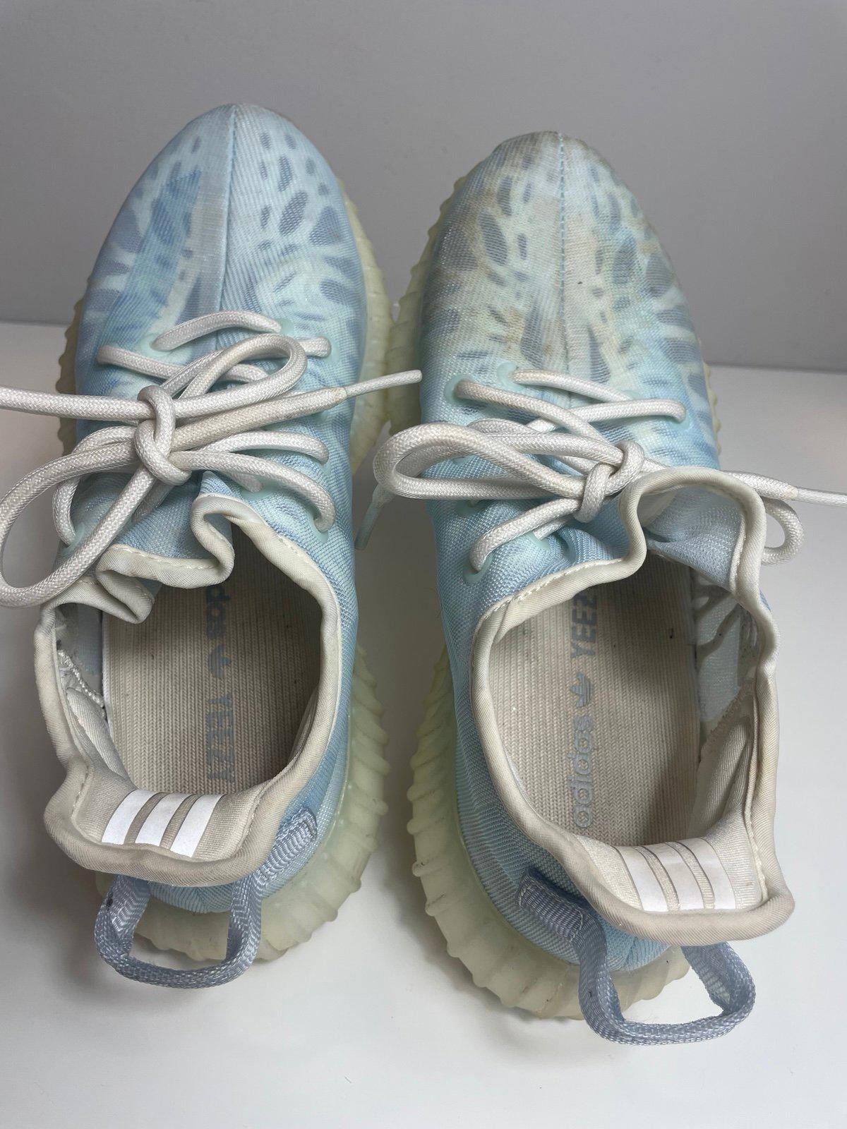 Yeezy x Adidas Blue/White Mesh Boost 350 V2 Mono Ice Sneakers Size US 6.5 39.5