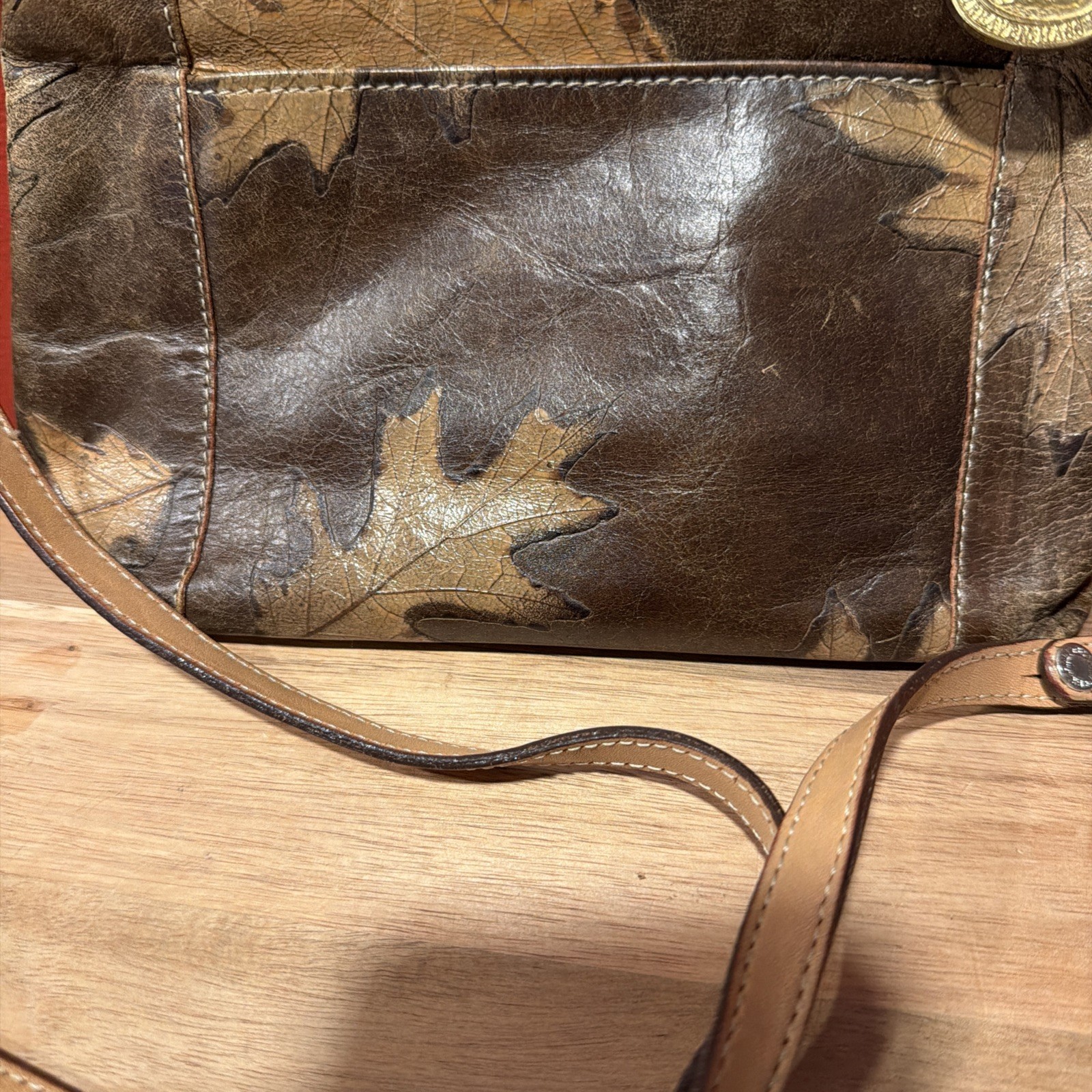 Small Brahmin Crossbody Tan And Brown Oak Leaf