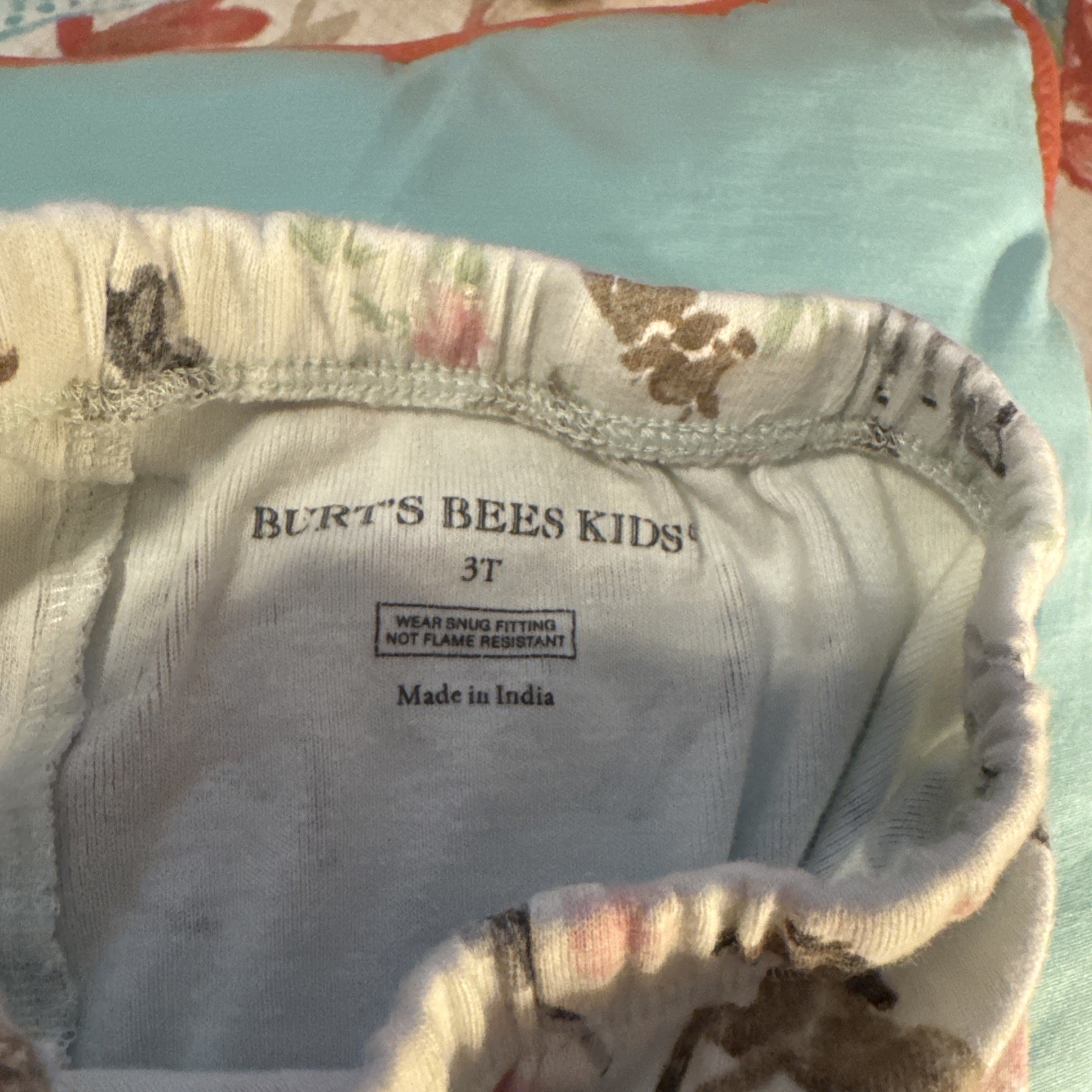 burts bees kids pajamas Featuring Farm Animals Size 3T