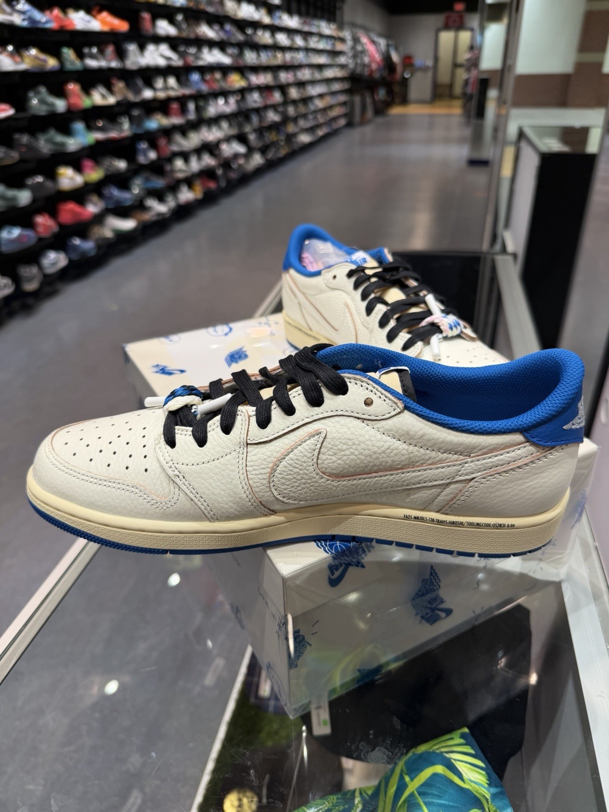 Size 11 – Fragment Design x Travis Scott x Air Jordan 1 Retro (DM7866 104)