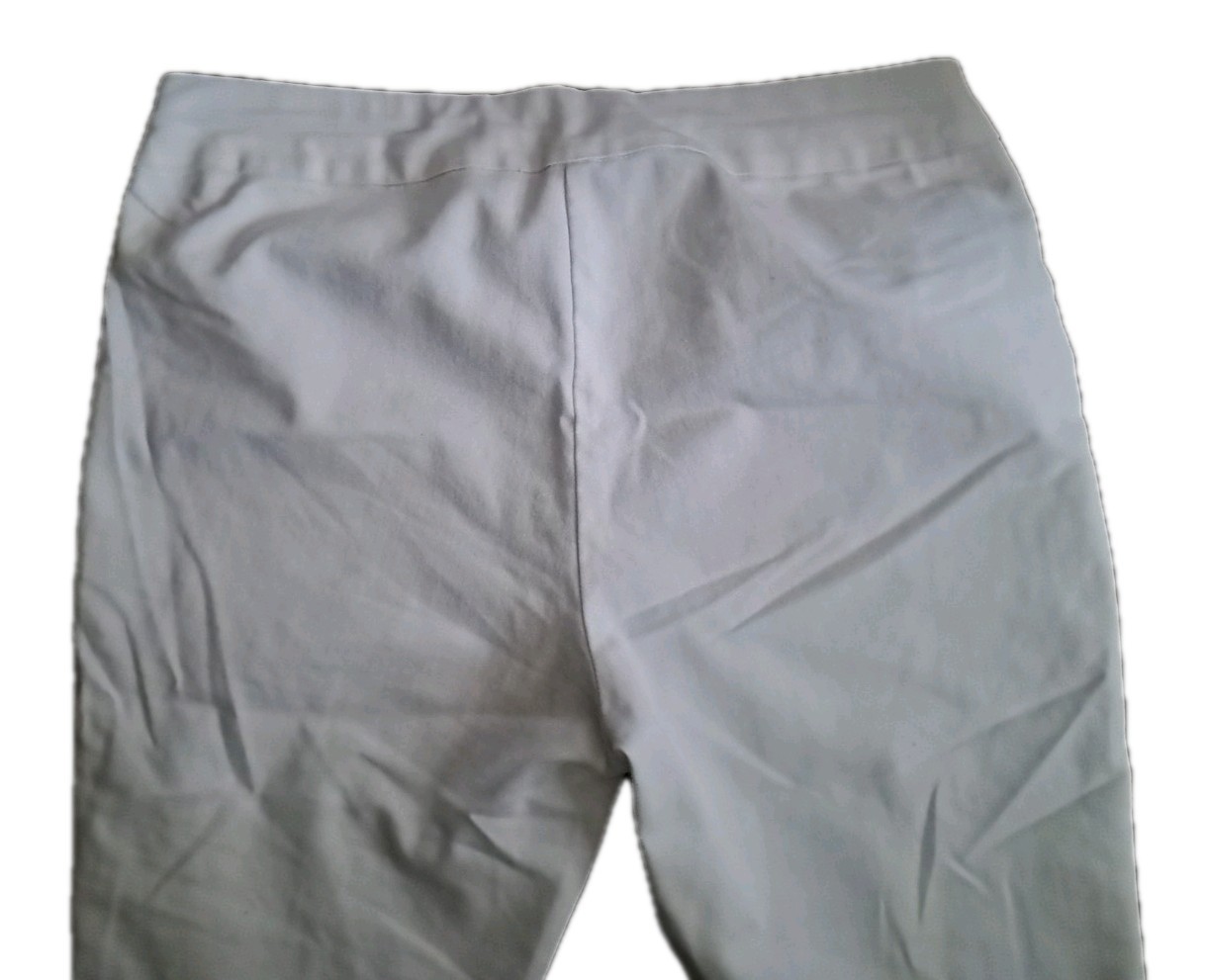 Croft & Barrows The Effortless Strech Pull On Capris Womans Plus 16W Reg White