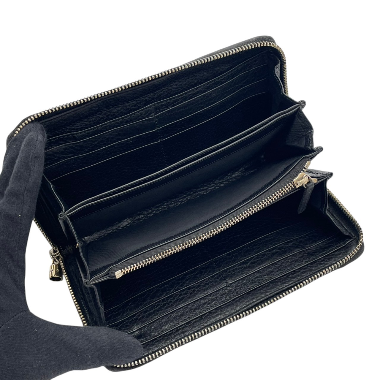 Authentic GUCCI Soho Interlocking G Leather Zip Around Long Wallet Black