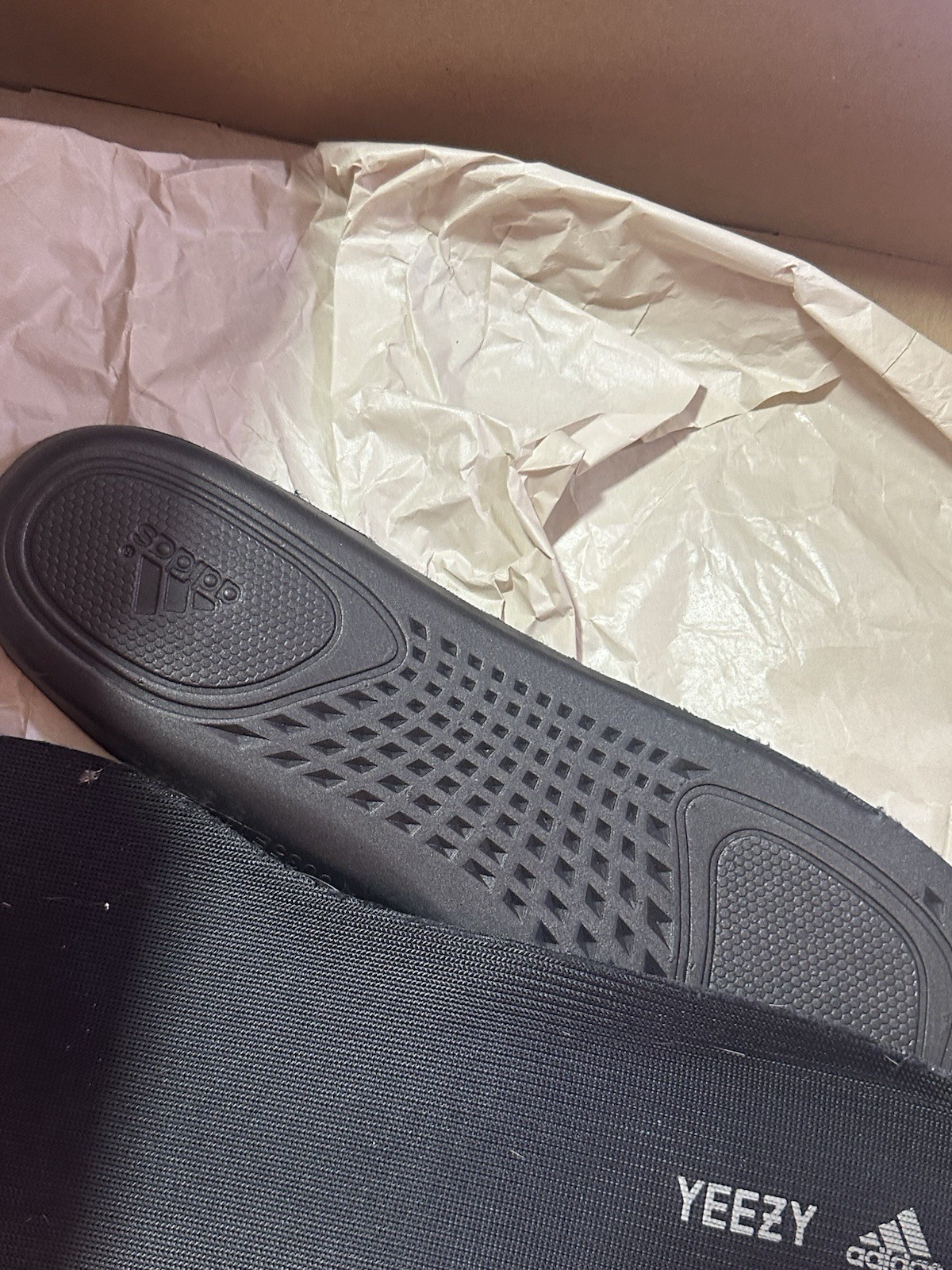 Size 12M – adidas Yeezy Quantum Quantum – Clean – Ships Same Day