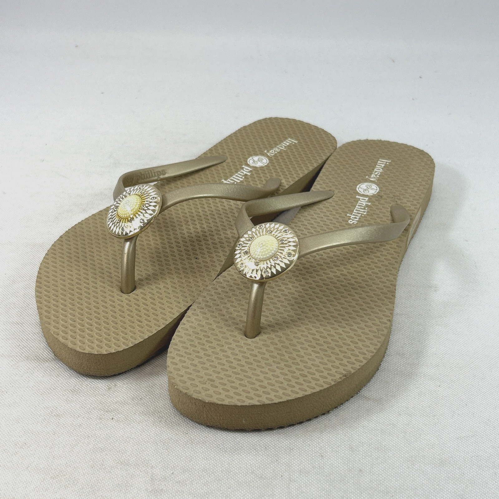 Lindsay Phillips Wedge Thong Sandals Switchflops Size 7M Gold Slides