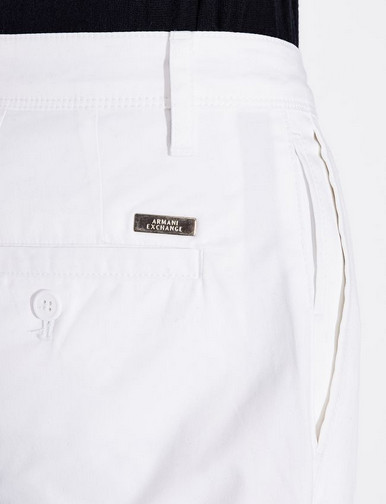 Armani Exchange Men’s Slim-Fit Cotton Chino Pants,White, 31 R .