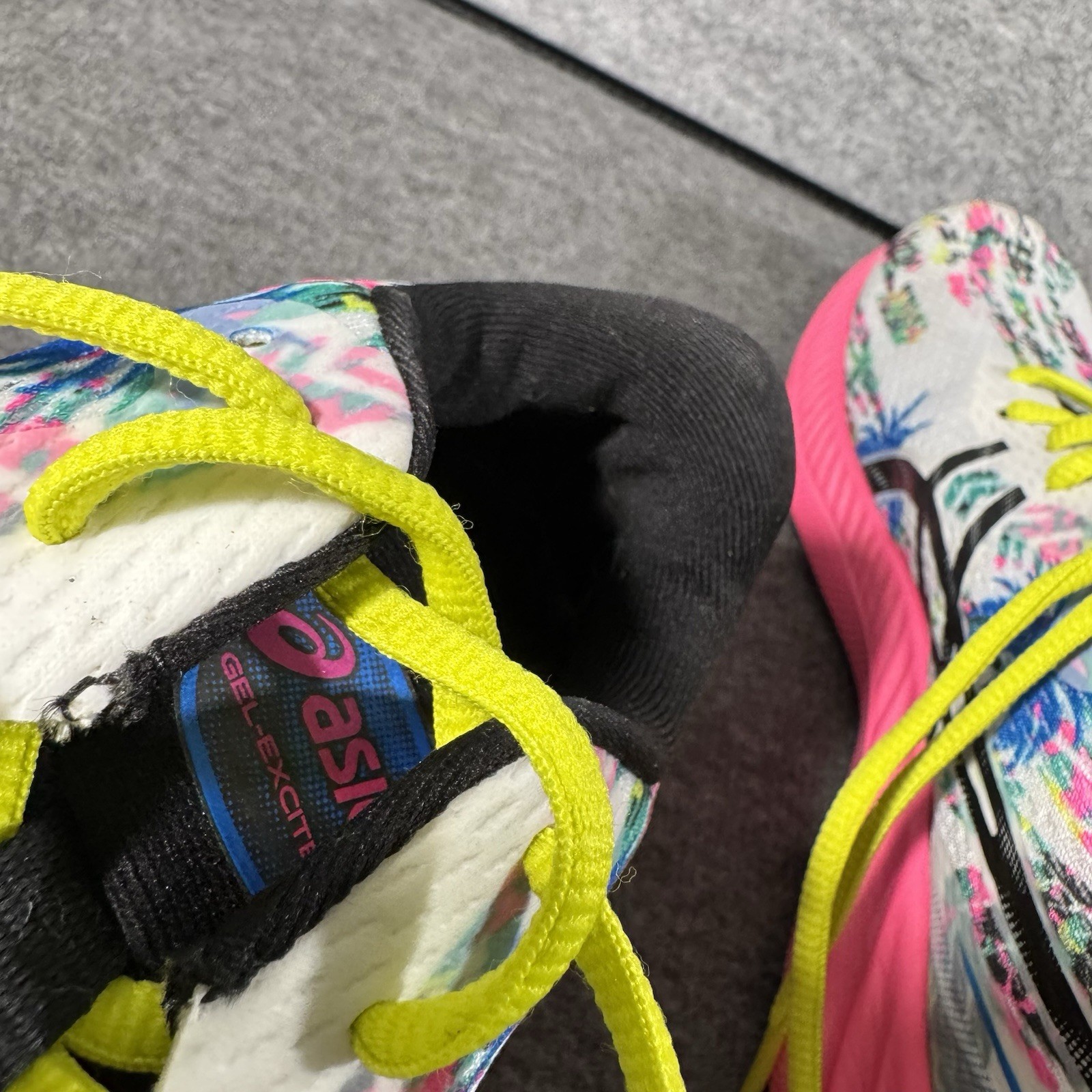 ASICS Gel-Excite 9 Women’s Running Shoes Size 9.5 Tropical Workout Walking
