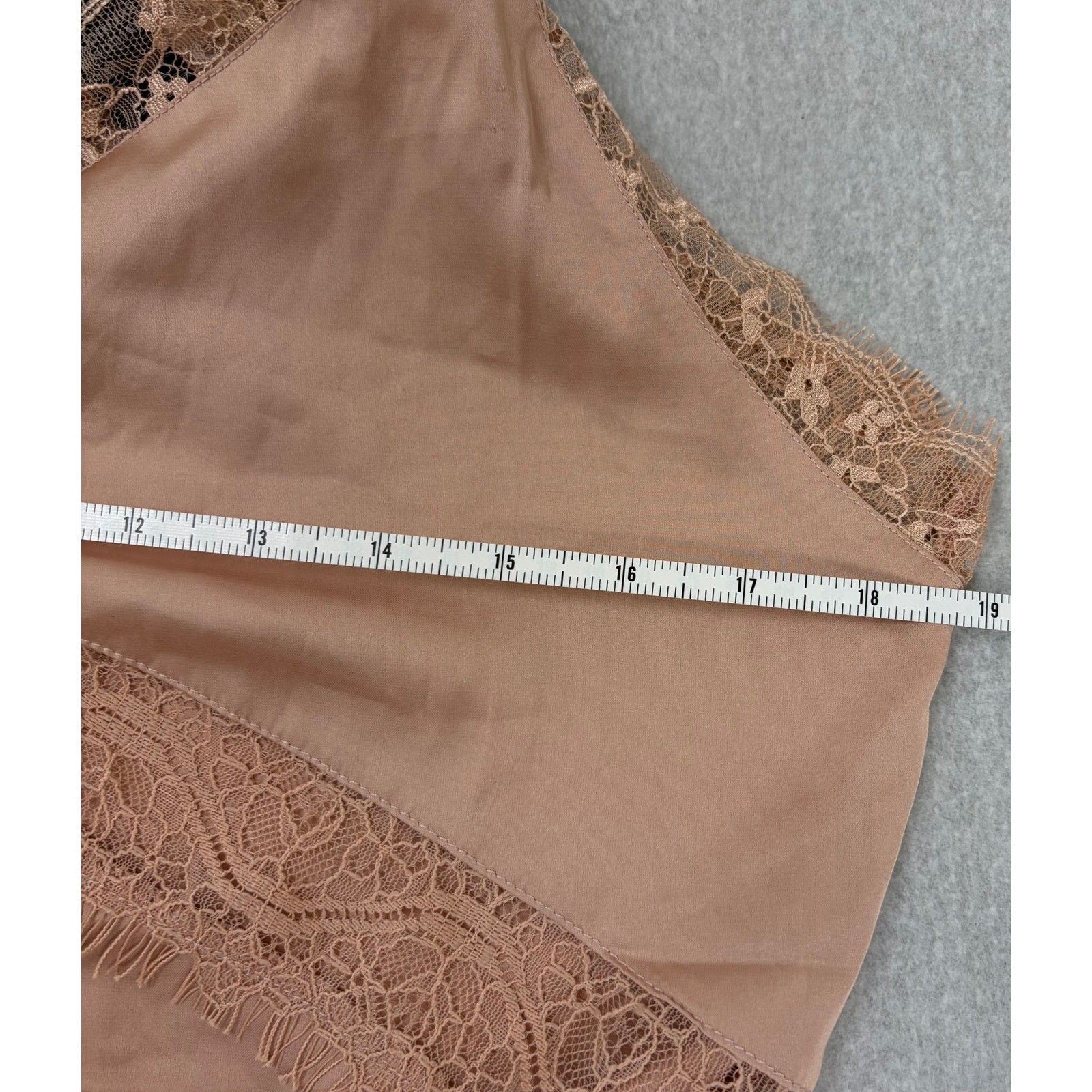 NEW Forever 21 Boudoir Coquette Romantic with Lace and Rouching Satin Cami M