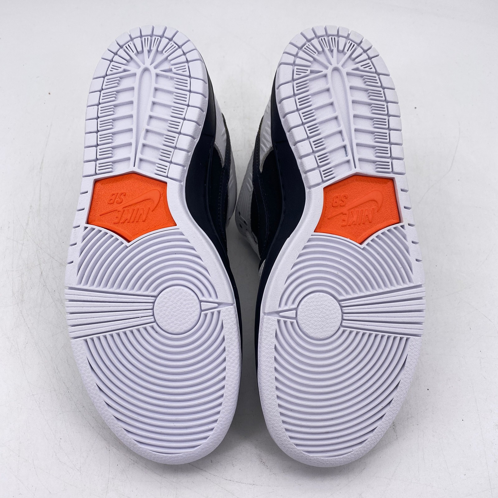 Nike SB Dunk Low Pro QS “TIGHTBOOTH” 2023 – Size 7.5 – fd2629 100 (936-2)
