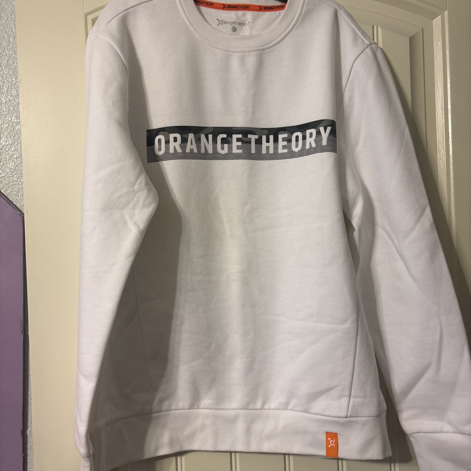 Orangetheory Fitness Small White Crewneck Sweatshirt Graphic Pullover New