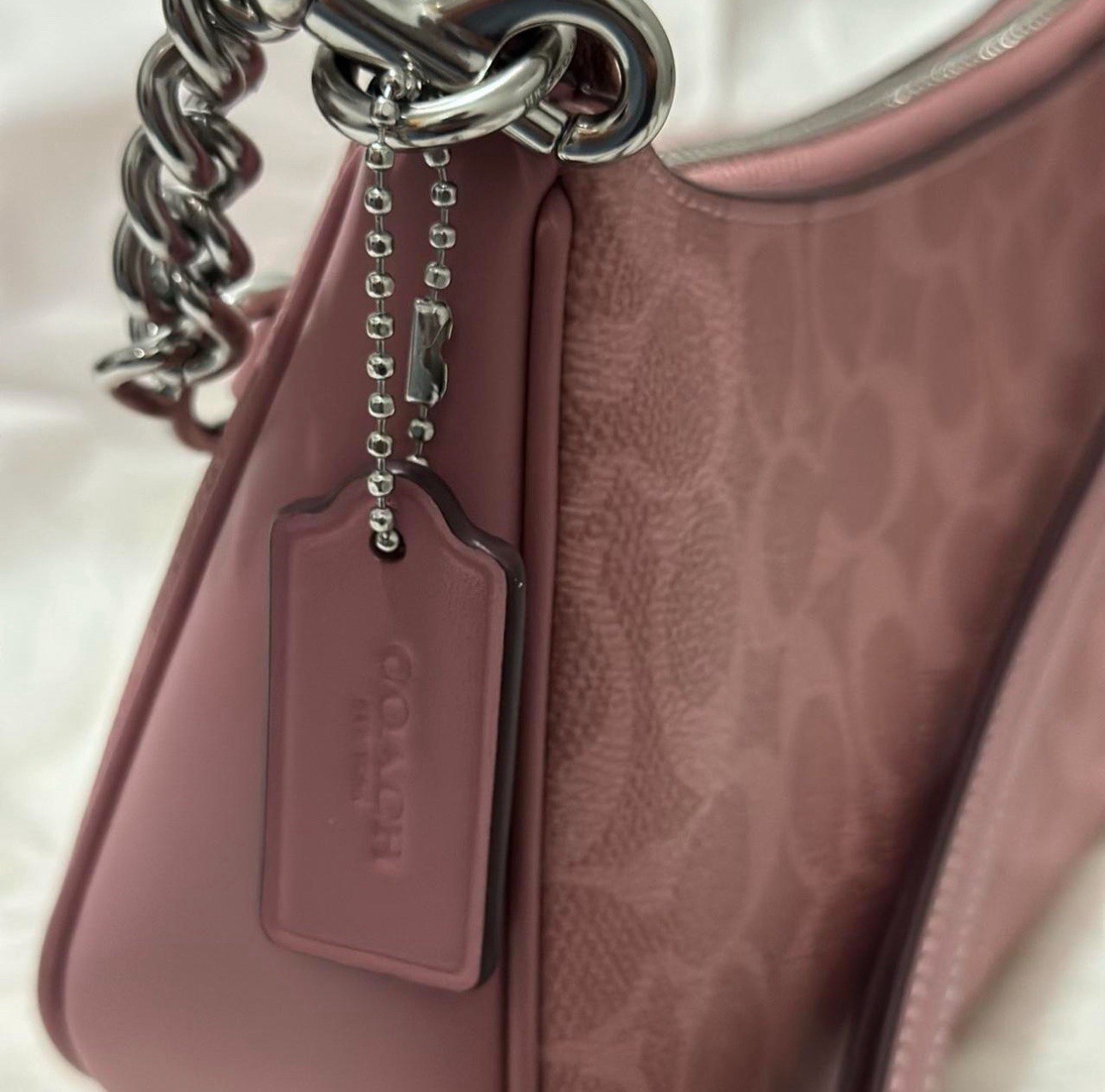 Coach Teri Shoulder Bag In Signature Canvas CV933 Dusty Pink