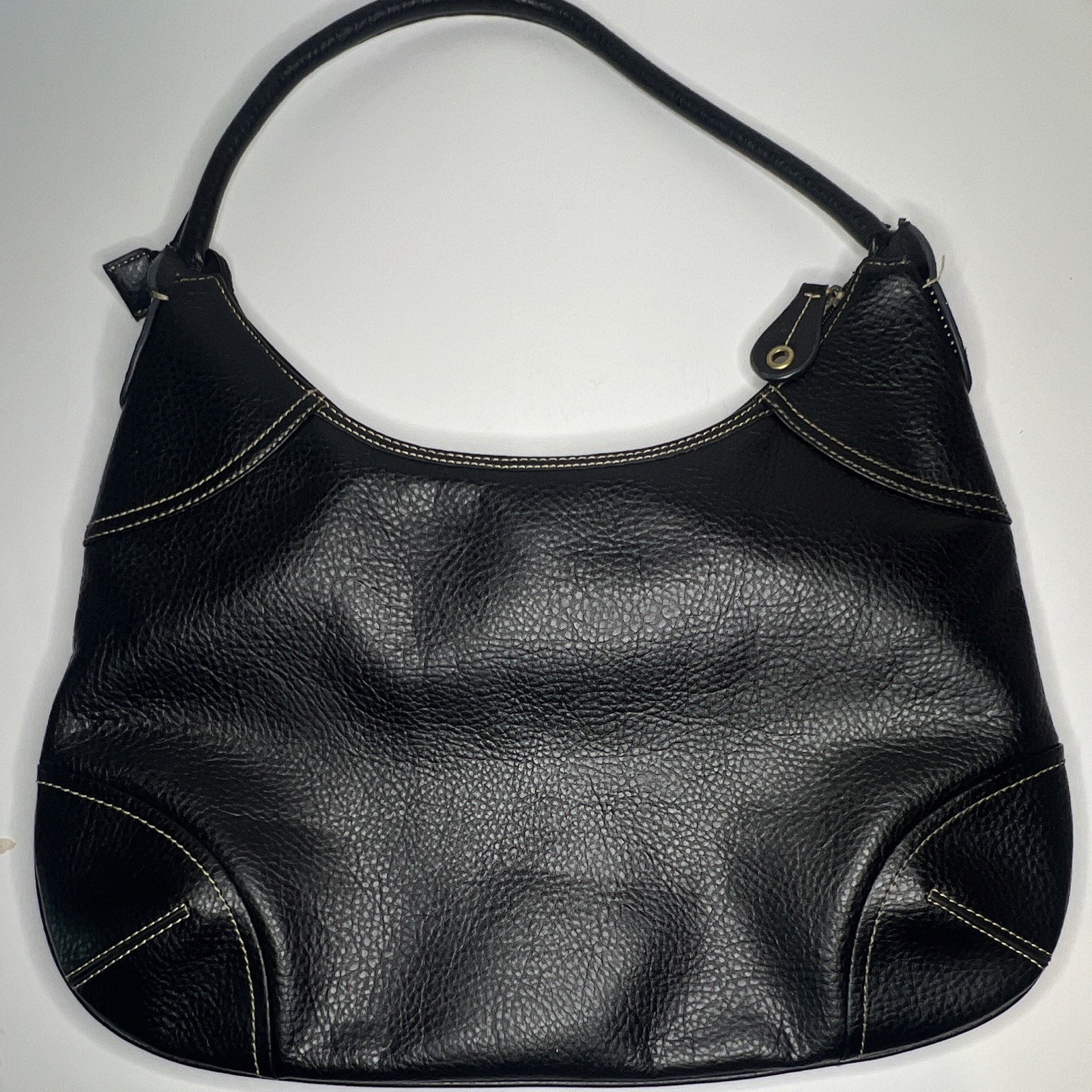 Tommy Hilfiger Black Pebbled Shoulder Bag Zip Tassel Lined Inner Pockets Gold