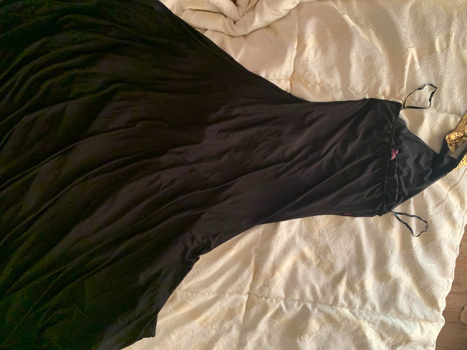 Feeling Black Dress with Elegant Gold Traditional Pattern – Size M