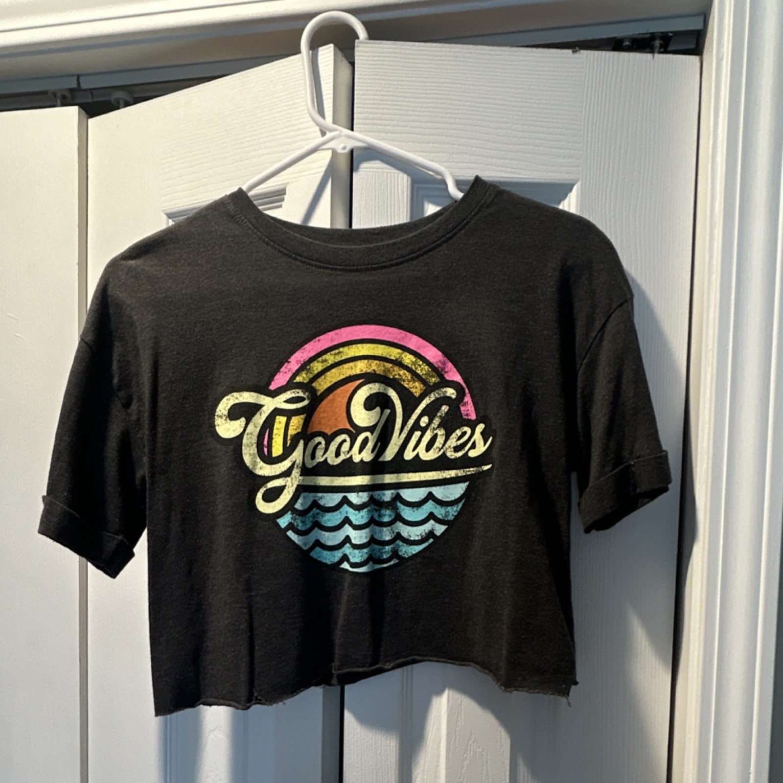 Modern Lux Cropped Graphic Good Vibes T-Shirt Grey XS Short Sleeve