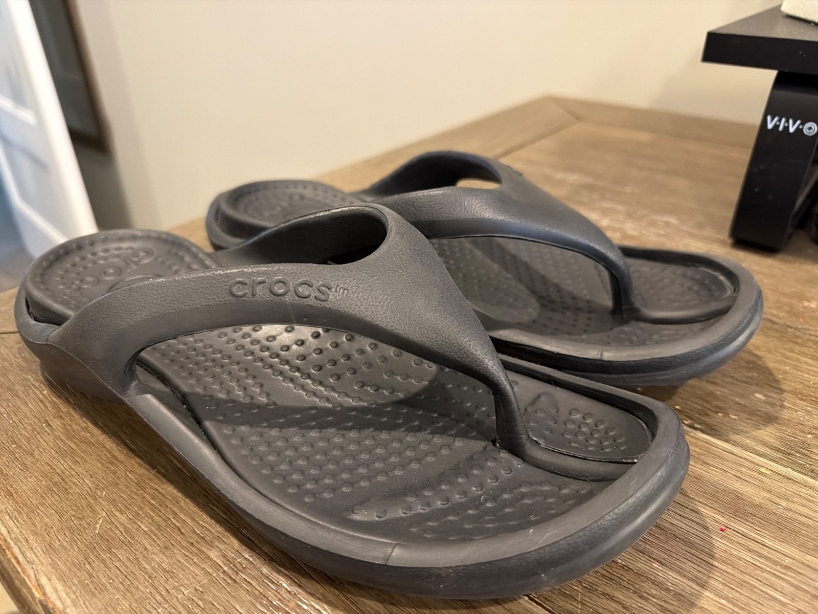 CROCS Black Athens Croslite Classic Flip Flops Comfort Thong Sandals M 10 W 12