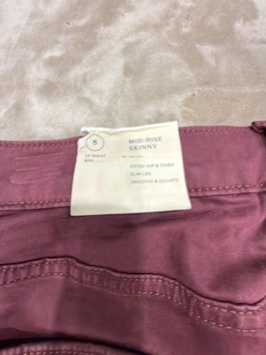Universal Thread Mid-Rise Skinny Button-Fly Smooths & Sculpts Jeans in Burgundy