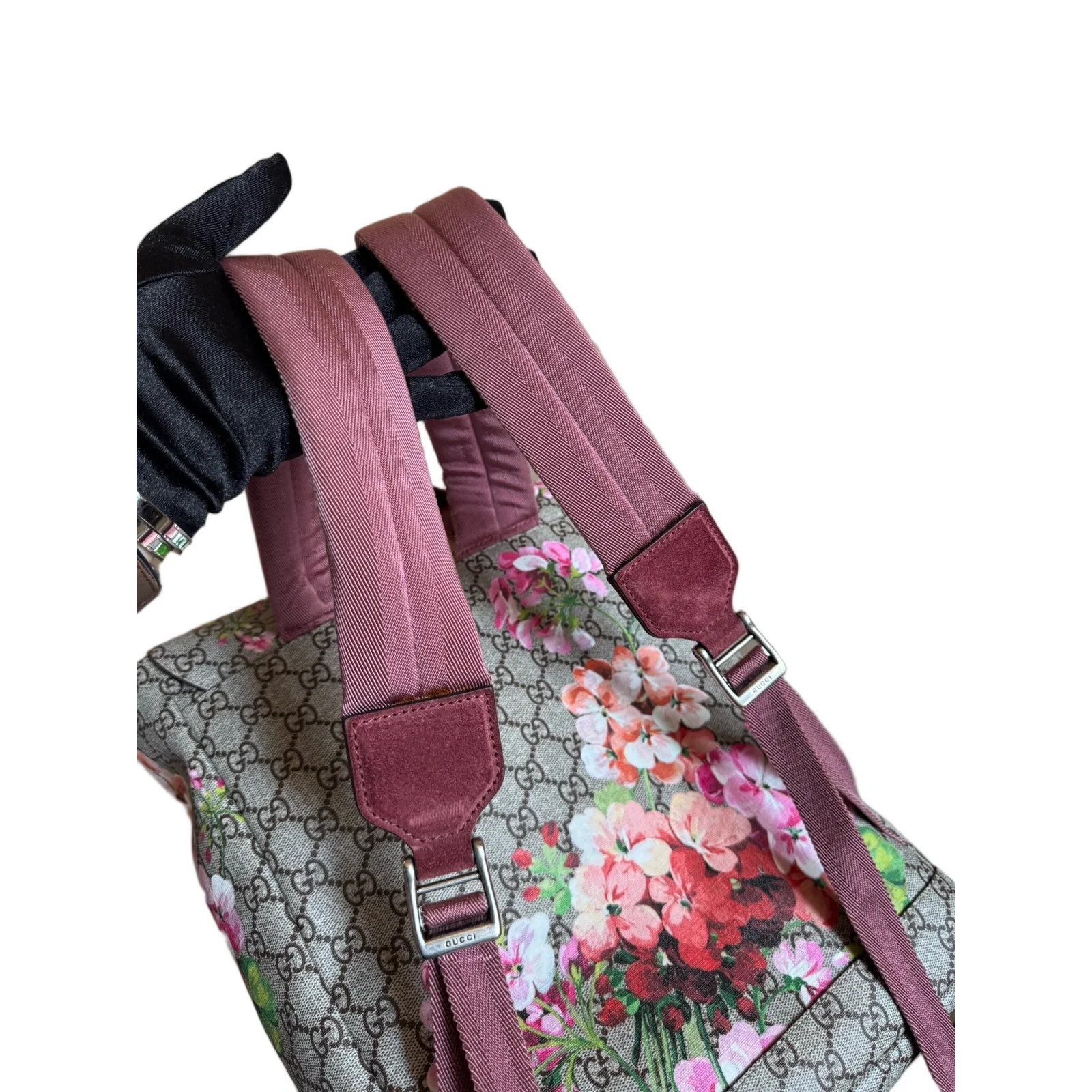 Gucci Flora Flap Backpack Beige Pink Green Red Gg Supreme Monogram (aa072426f5r)