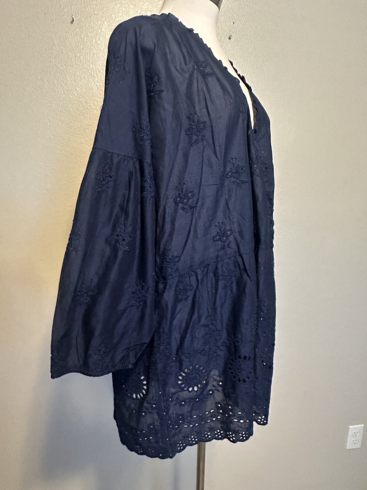 NWT J.JILL Everyday Blouse 3/4 Sleeve Peplum Ruffle V Neck Navy Eyelet Women XLT