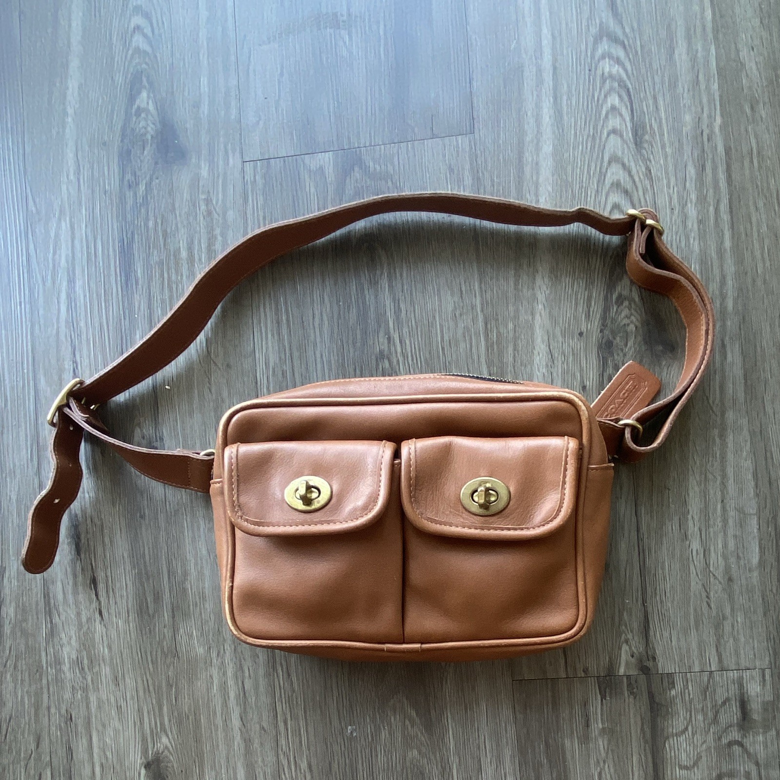 Coach Brown Crossbody Bag Zip Top Turn Lock Pockets Gold Hardware Bag Charm