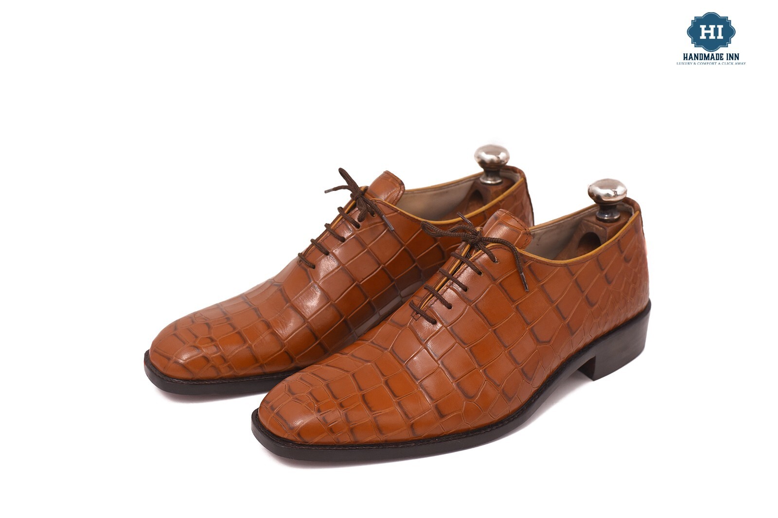 Elevate Your Style with Exquisite Crocodile Texture Leather Shoes | Shop Now