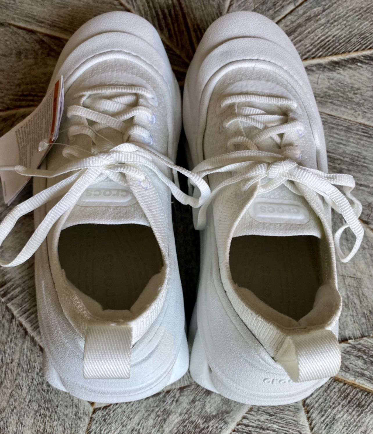 NEW! Size M4 / W6 – Crocs Echo Surge Moonlight White Sneakers FREE SHIPPING! NEW