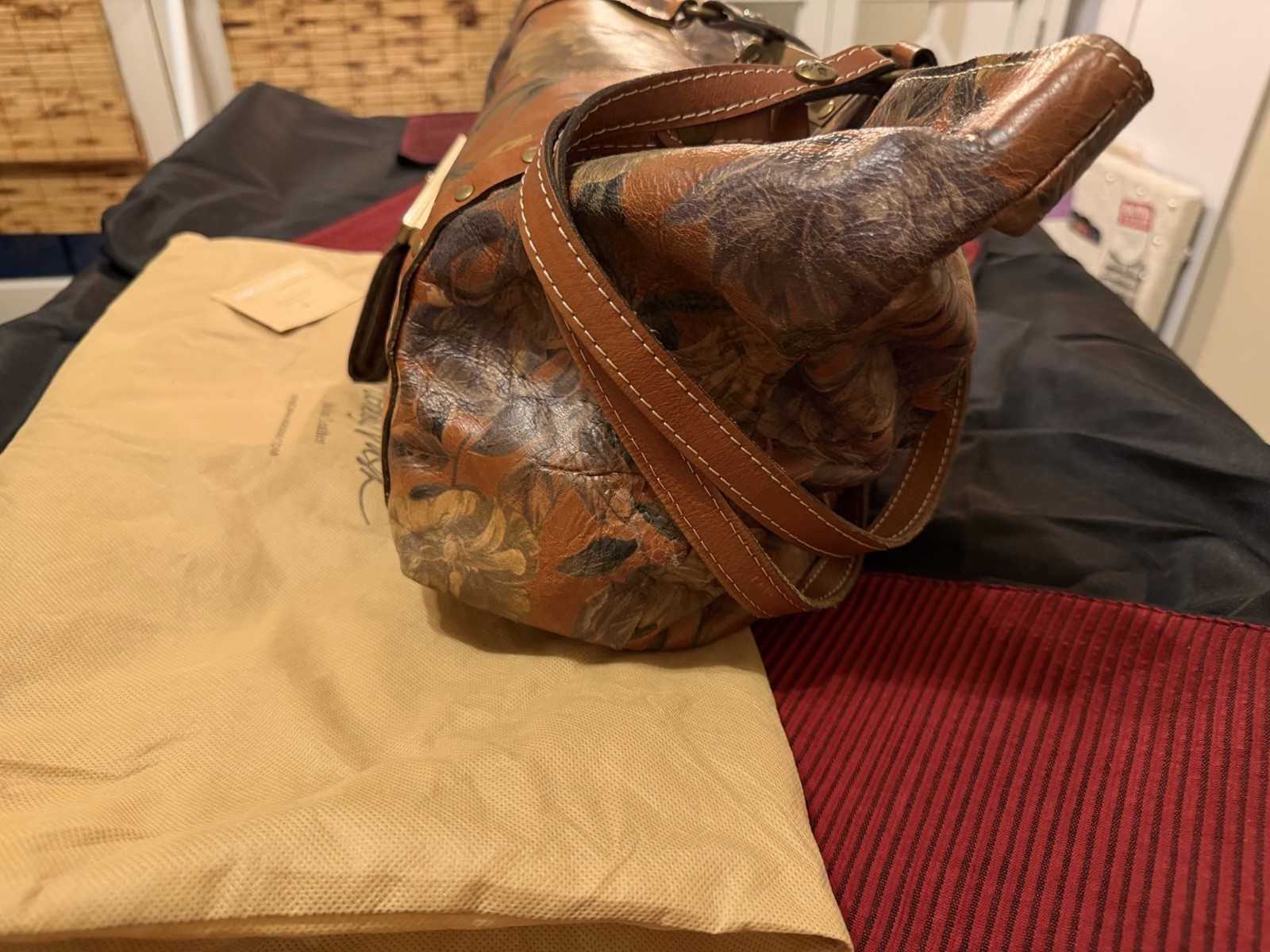 Patricia Nash Floral Large Tote Brown Multicolor Lined Inner Pockets Dust Bag
