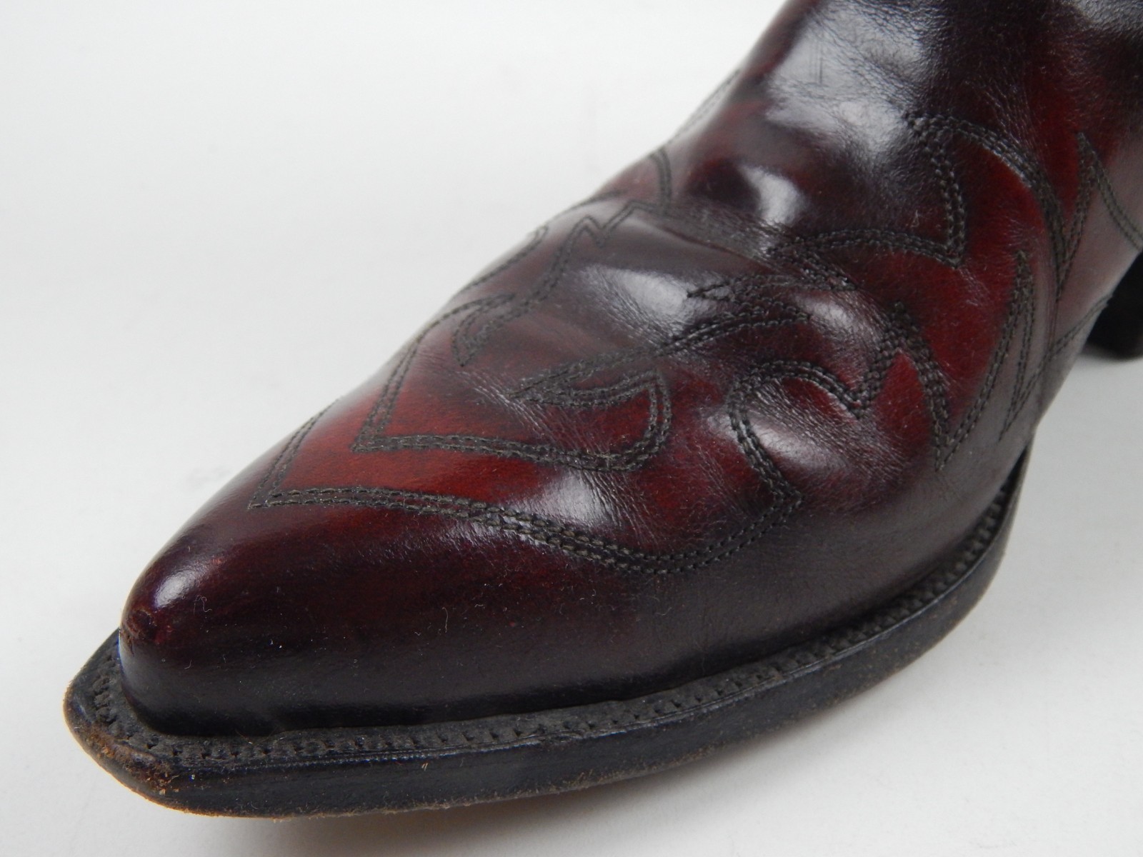 VTG J Chisholm Handcrafted Western Boots Style 990 Oxblood Black Cherry Men’s 8D