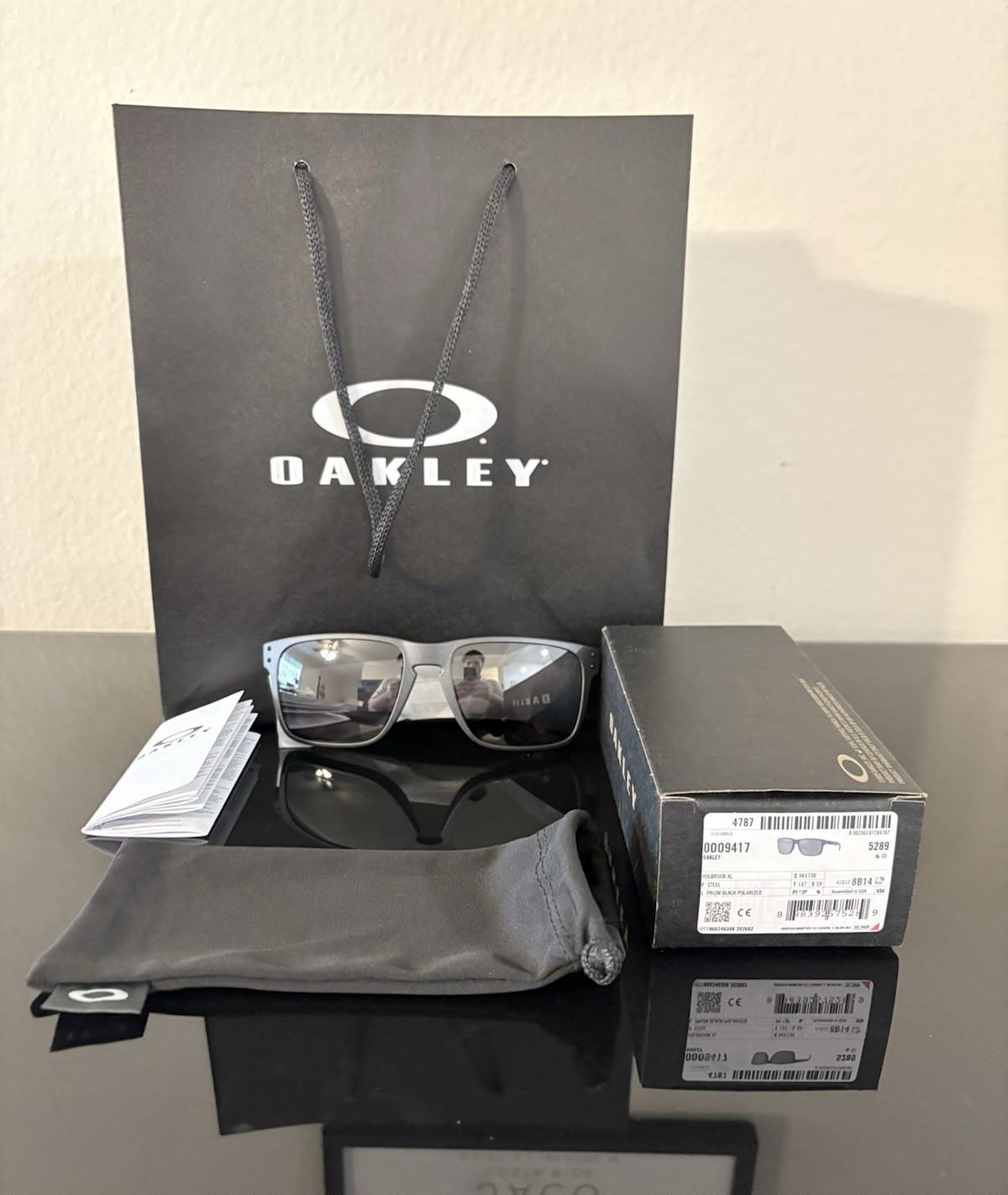 Oakley Holbrook XL OO9417 Men’s Polarized Prizm Sunglasses – Gray/Black