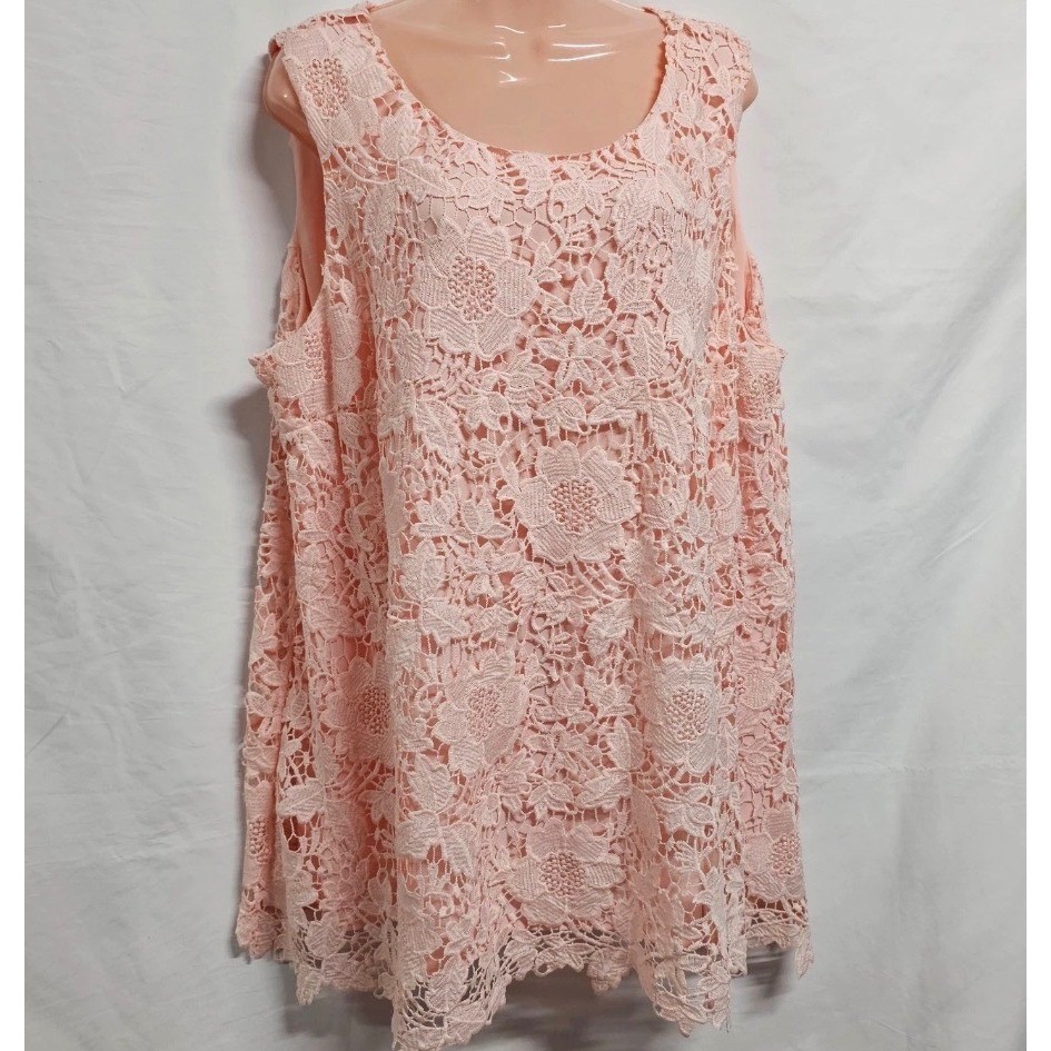 Woman’s Alfani Peach Floral Lace Sleeveless Blouse Top Plus Size 16W
