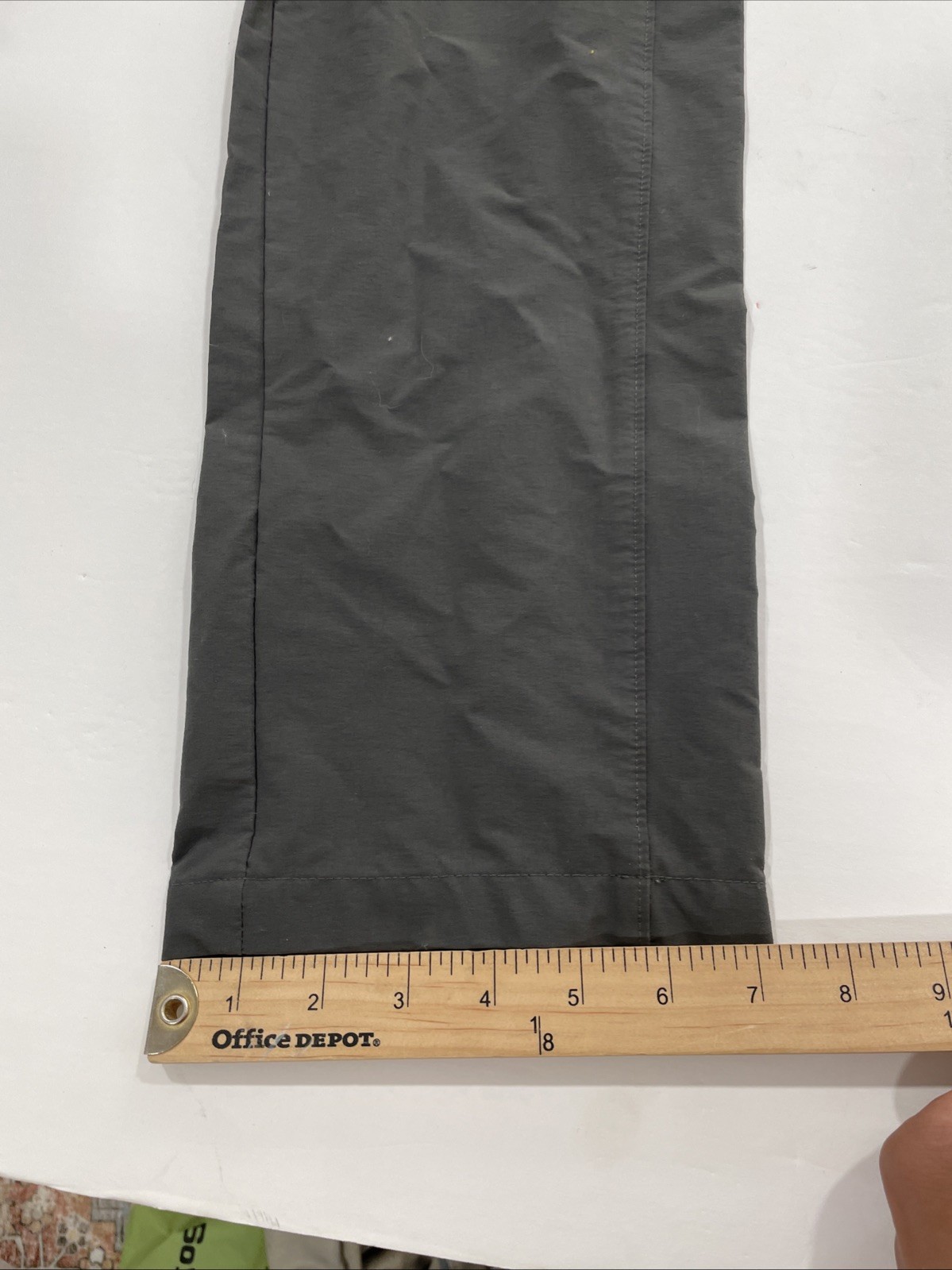 Patagonia Men’s Quandary Pants Regular Size 30 gray with 31 In Inseam