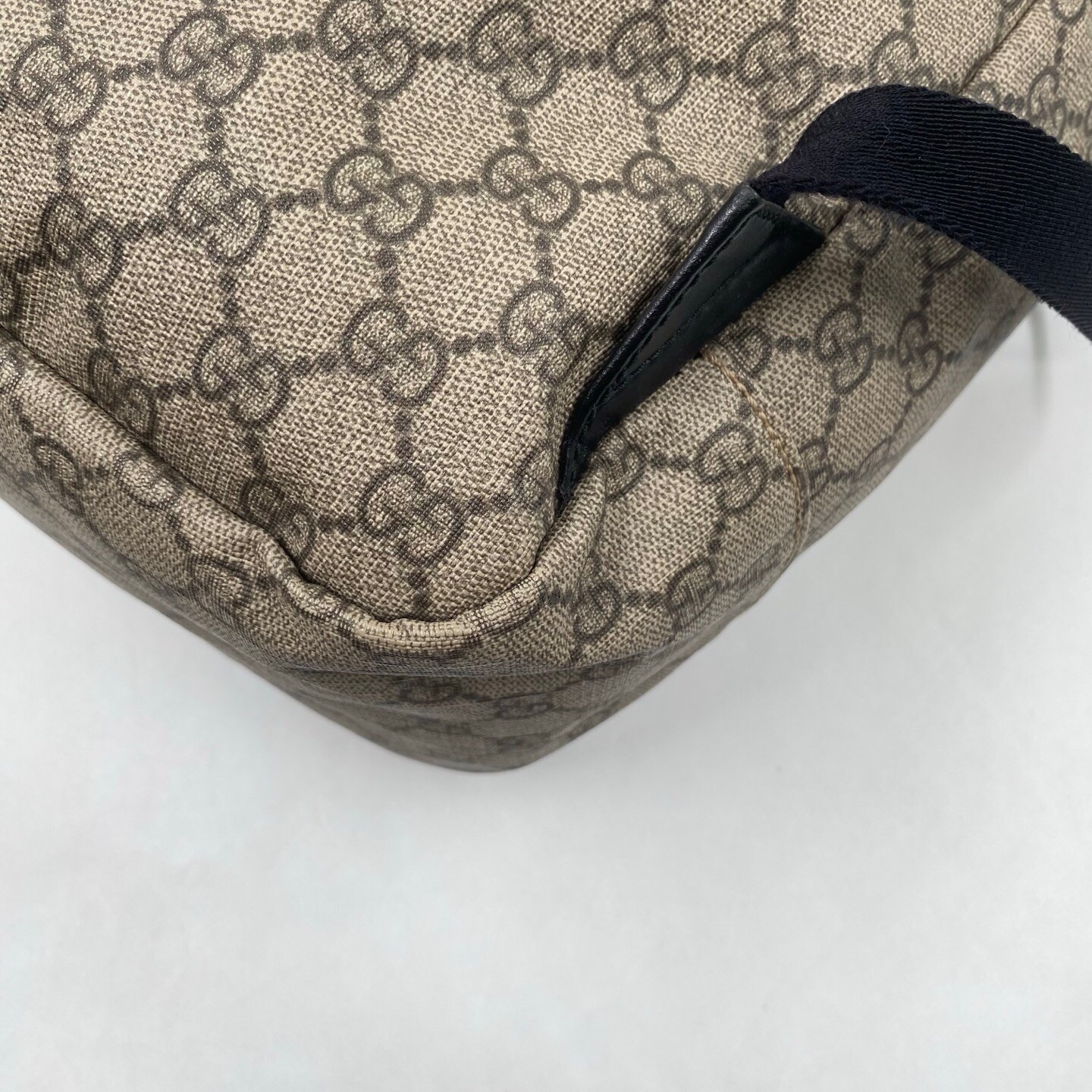 Gucci Sherry Ophidia GG Supreme Monogram Backpack Beige Canvas Web Black 051809