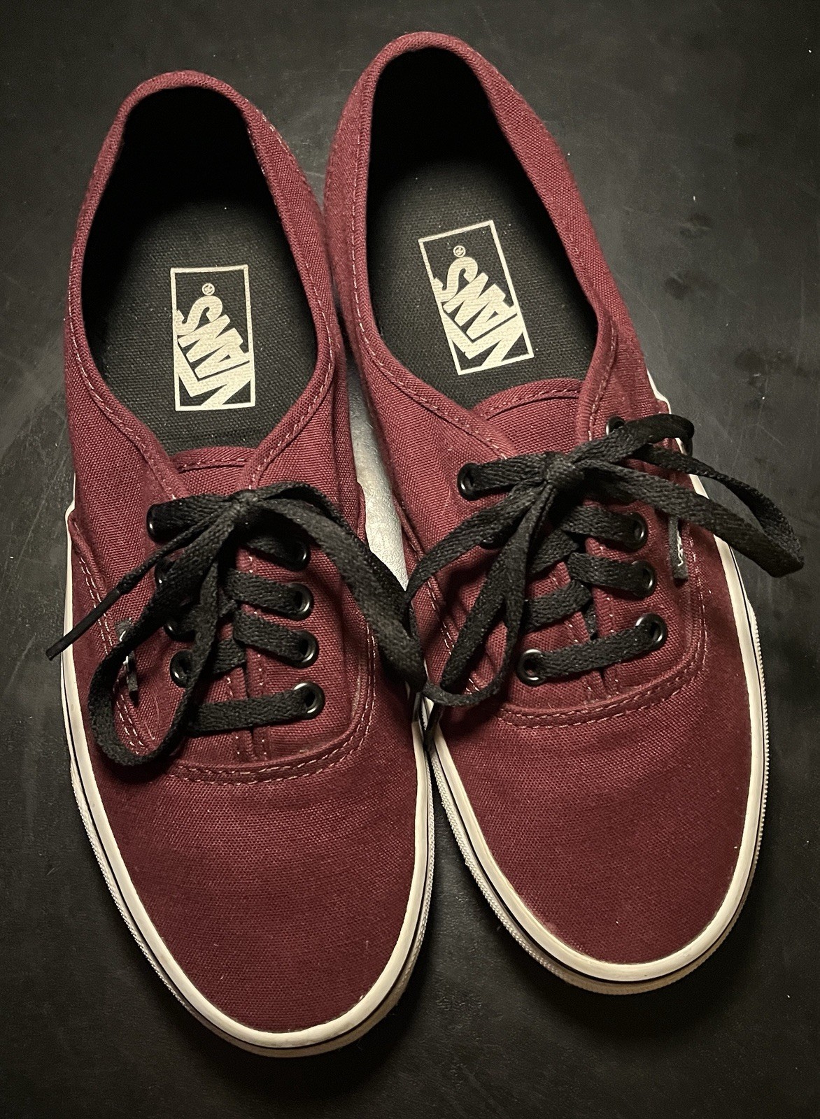VANS Authentic Classic Skate Shoes Maroon Port Royale Canvas Men 8/Women 9.5
