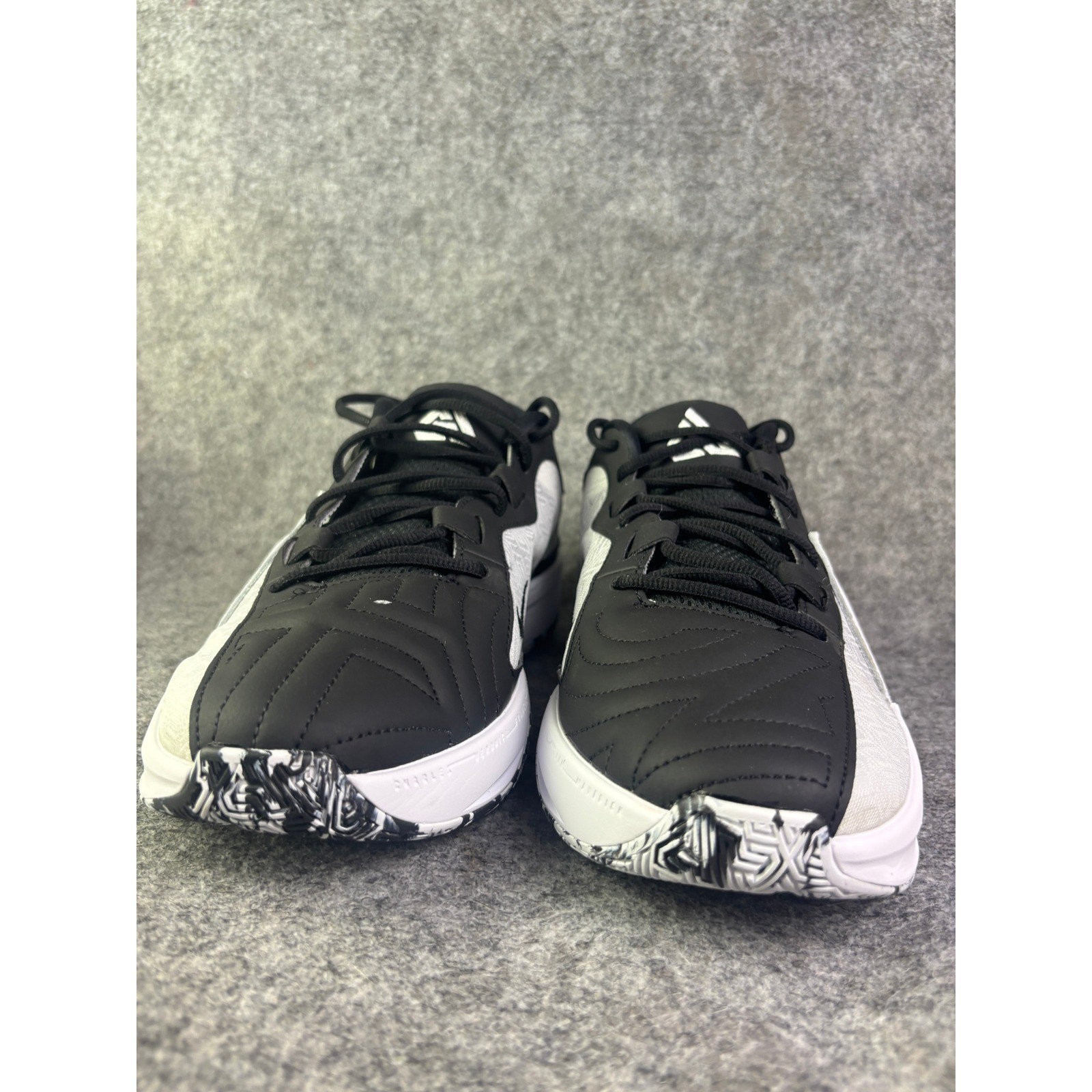 Nike Giannis Immortality 3 Basketball Shoes Mens 10.5 White Black DX4985-101