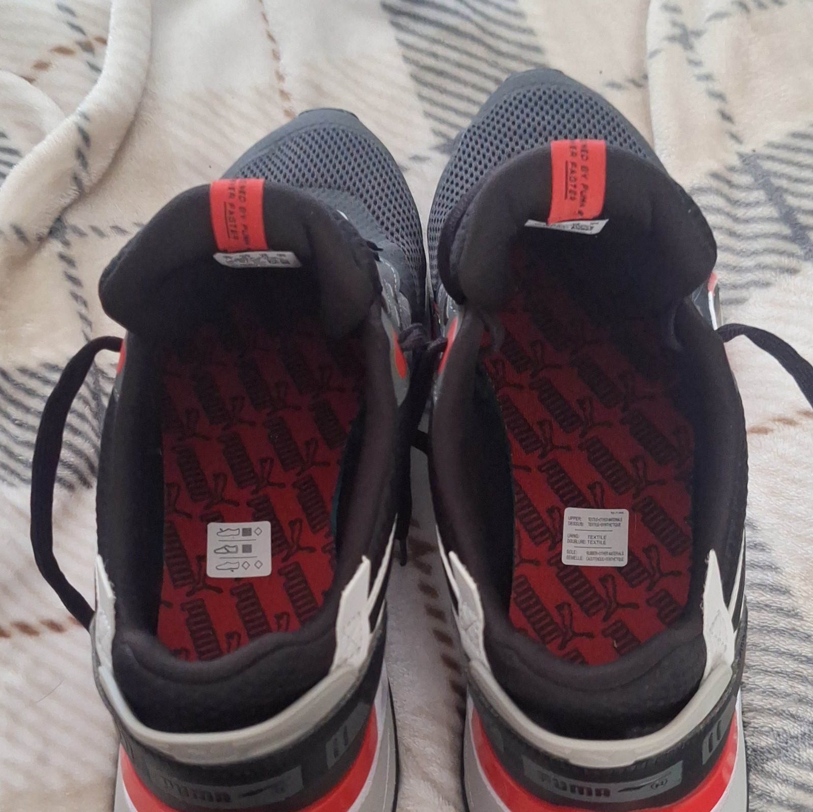 PUMA Men’s Lace-Up Low Top Athletic Sneaker Black/Gray/Red/White 383107-09