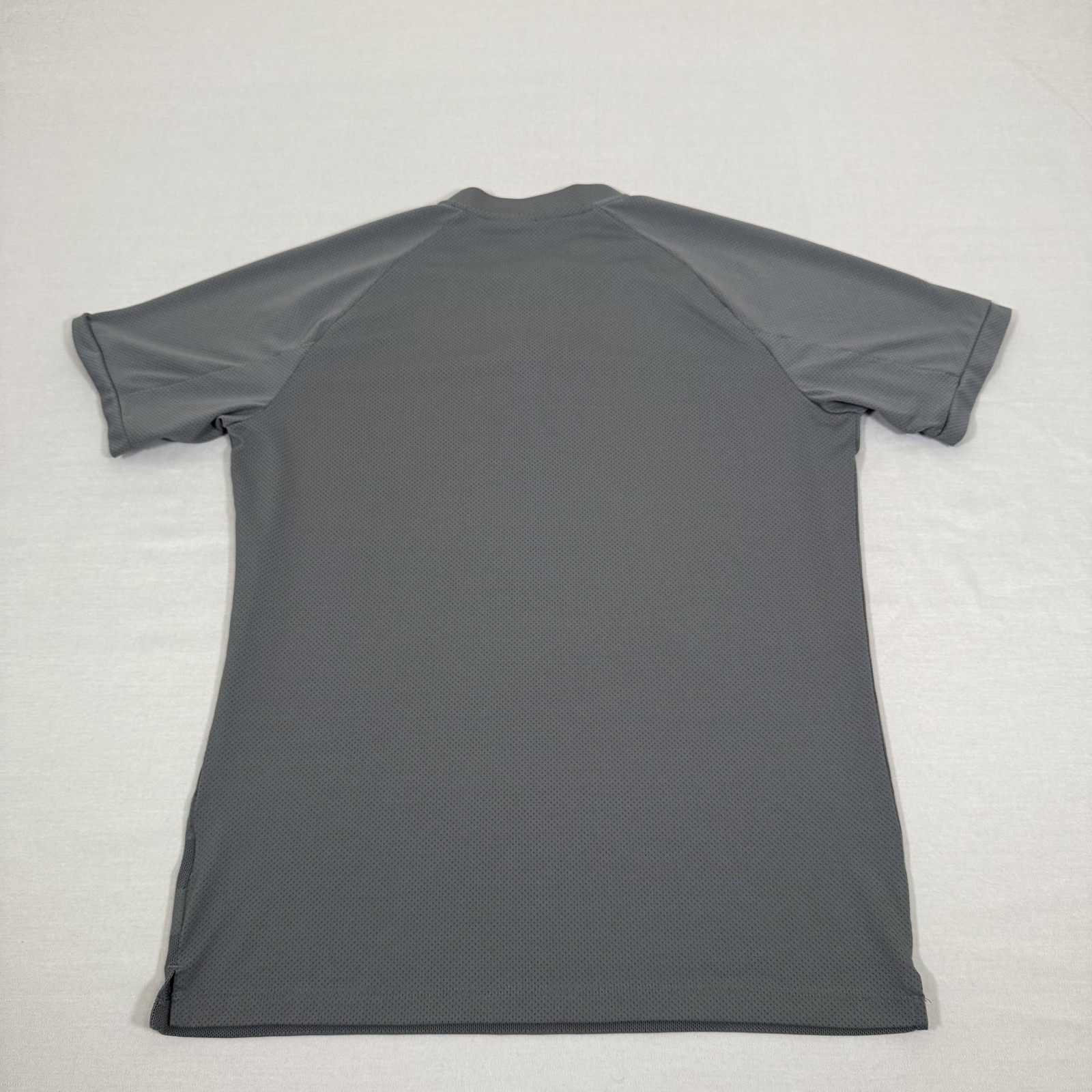 Nike Shirt Mens Medium Gray Zonal Cooling Blade Collar Golf Polo Stripe Mesh