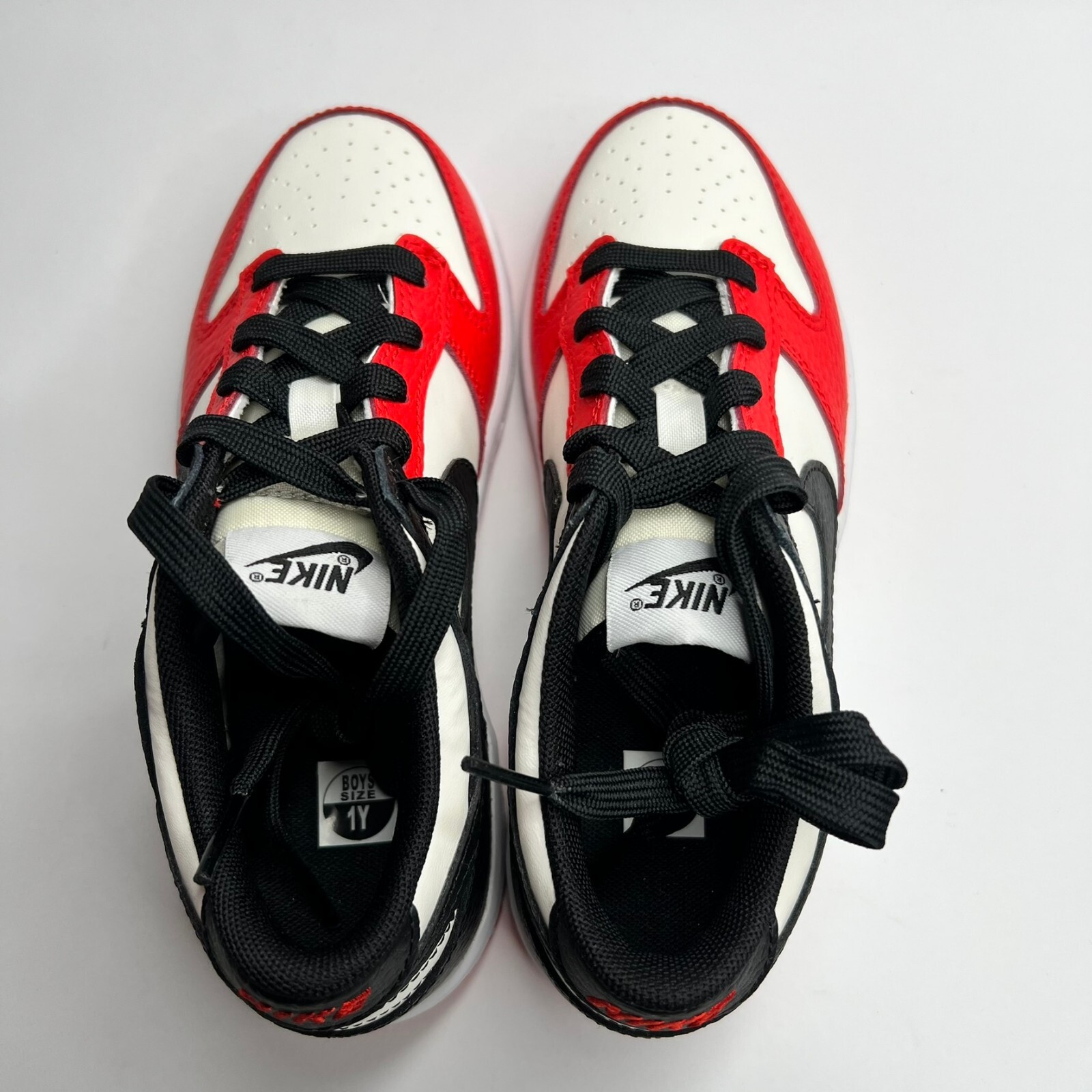 NBA × Nike Dunk Low EMB ‘75th Anniversary Chicago Bulls’ DC9564-100 Size 1Y BNIB
