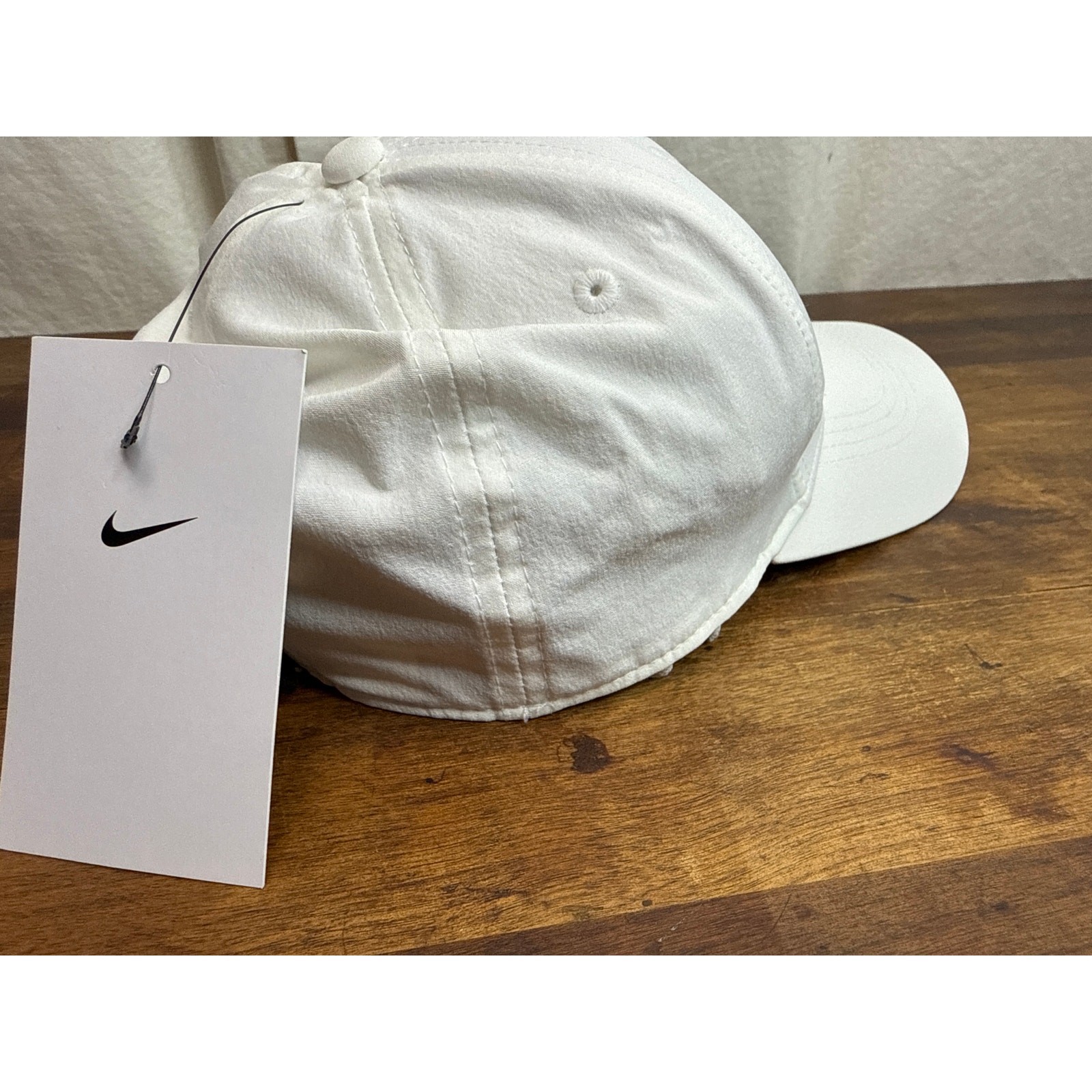 Nike Legacy91 Dri-Fit Unisex Strap Back Golf Hat White & Black V Embroidery NWT
