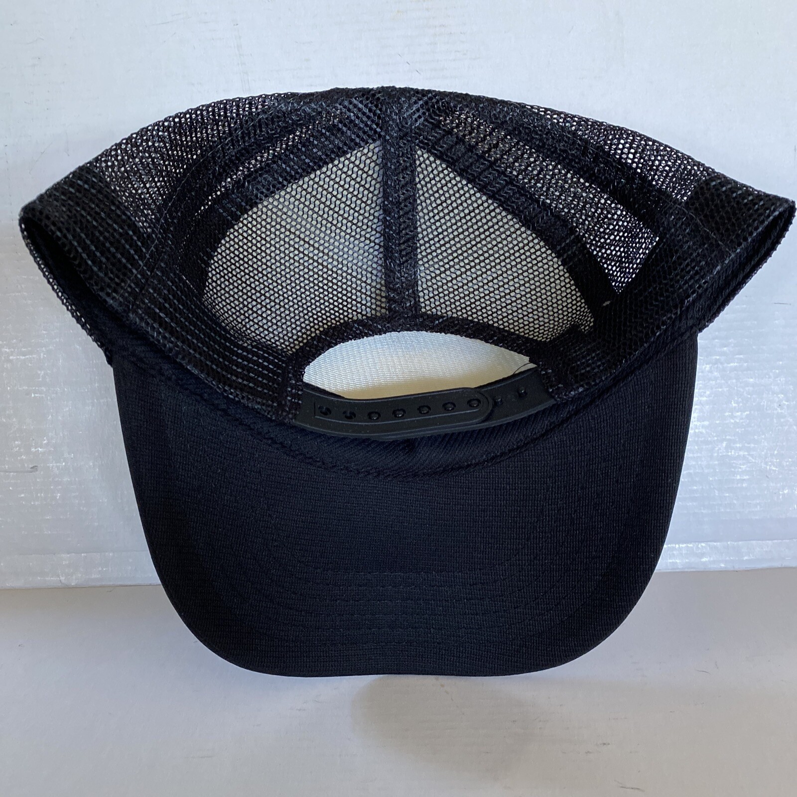 Vintage Goodwrench Hat D. Earnhardt Trucker Hat Black Cap NASCAR unworn