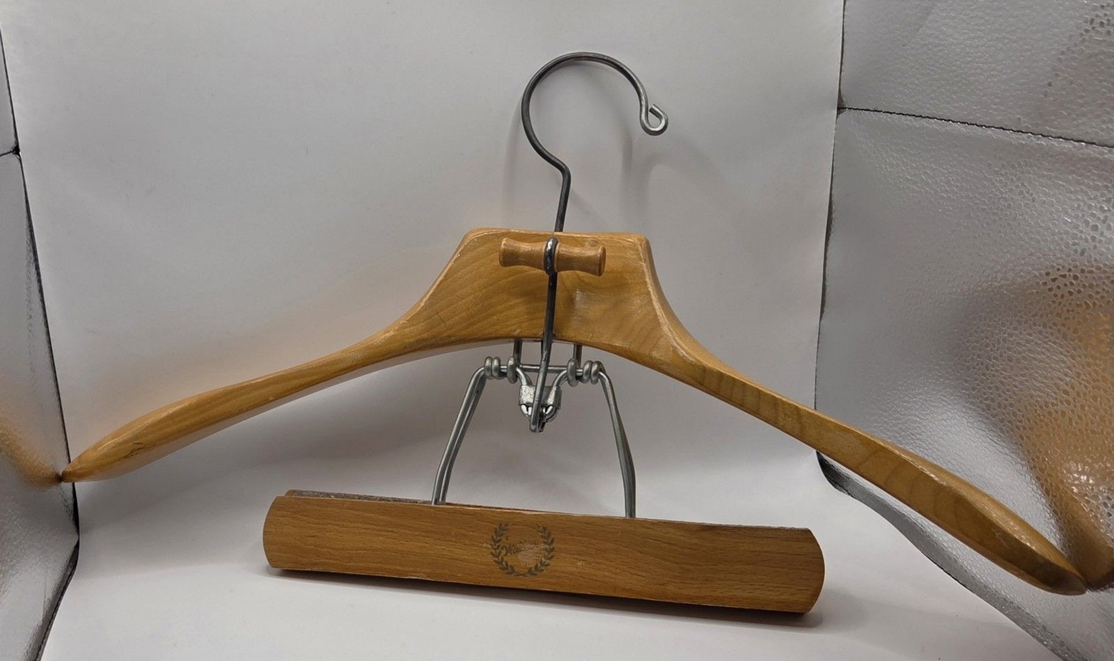 VTG Walker 18″ Suit & Pant Heavy Wooden Hanger 10.25″ Pant Clamp Possibly Maple