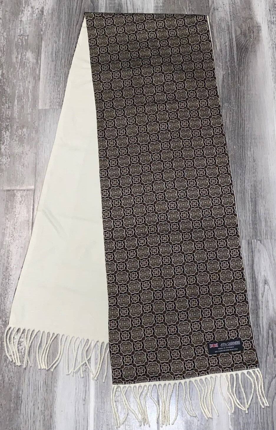 DESIGNER SCARF, SCOTLAND, 64 INCHES, COLOR: BROWN & CREAM, 85-PERCENT CASHMERE,