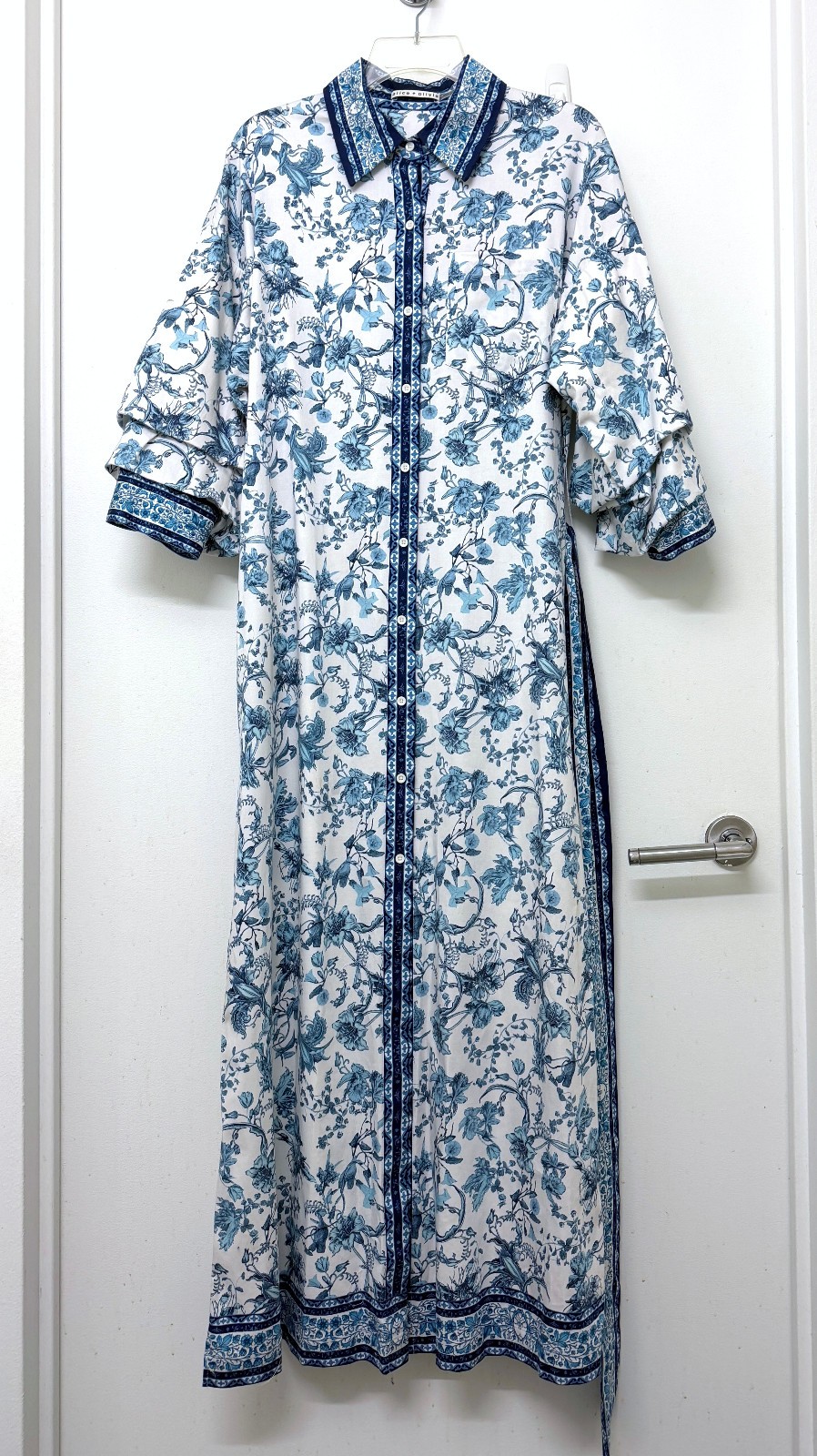 Alice + Olivia Tanika Je L’adore Spring Sky Maxi Shirt Dress Blue Floral Belt S