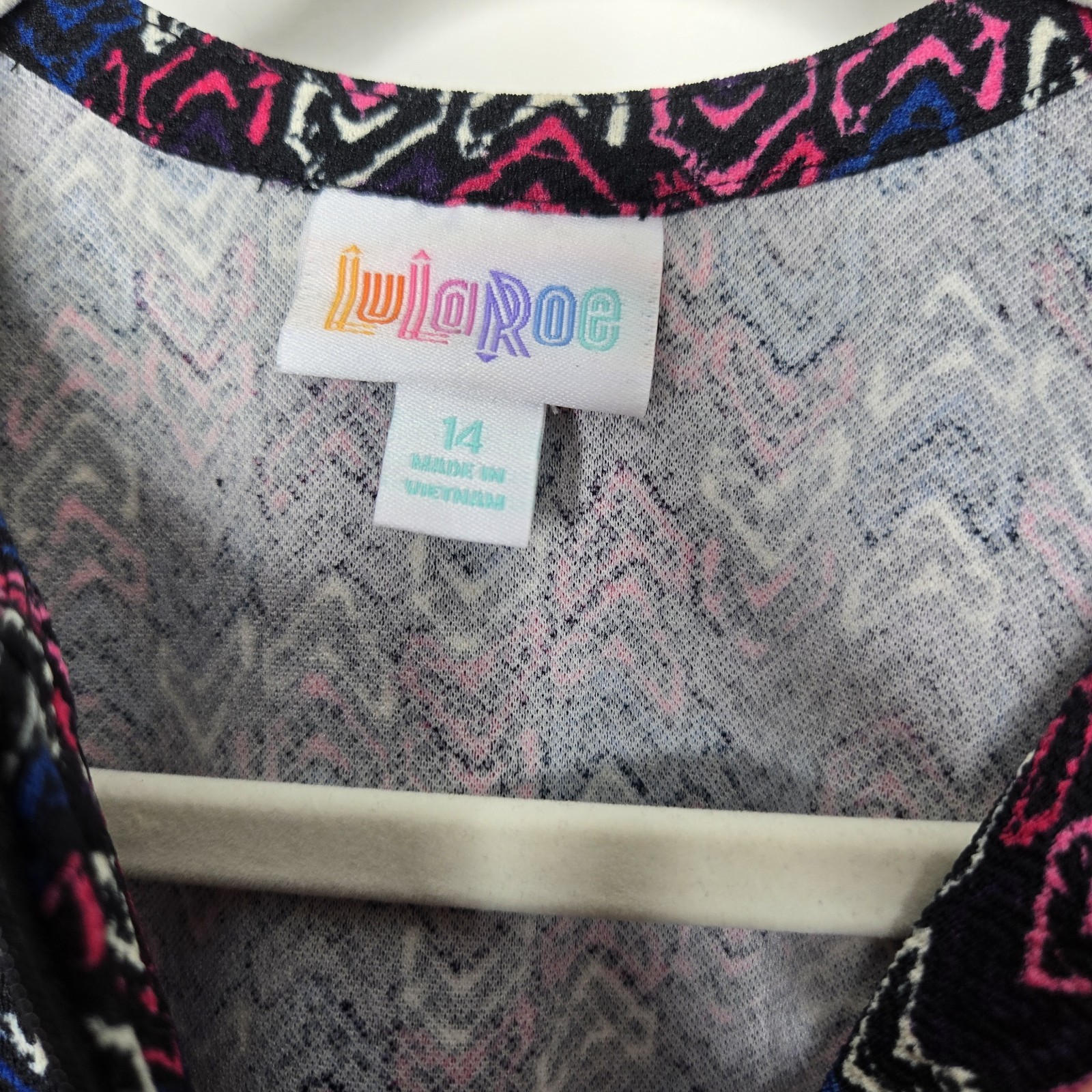 LuLaRoe Monroe Black, Purple, And Pink Blouse With Zipper – Size 14