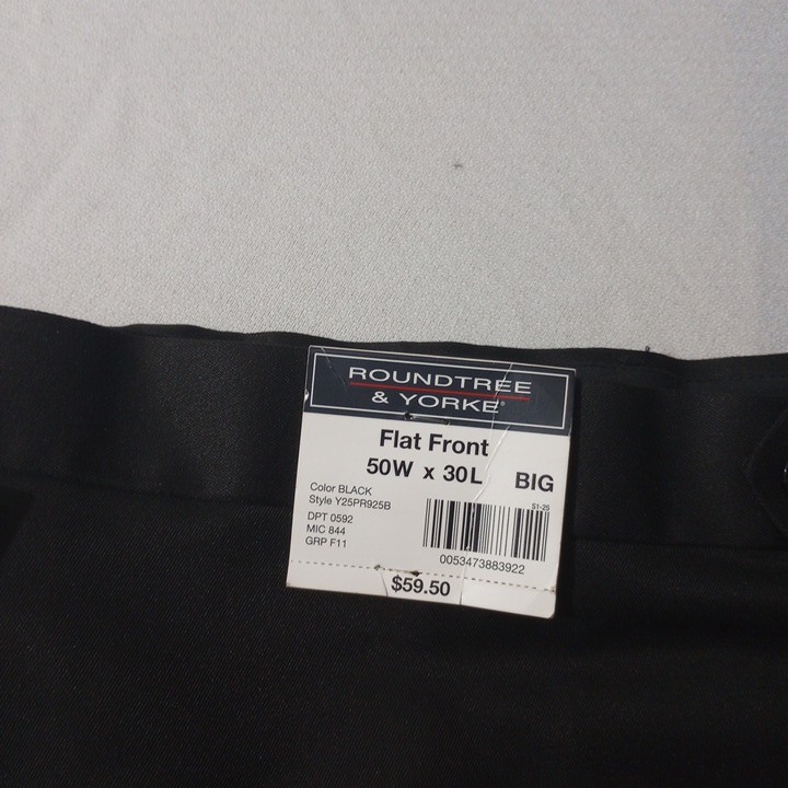 Roundtree & Yorke Men’s Pants 50×30 NEW WITH TAGS Easy Care Flat Front