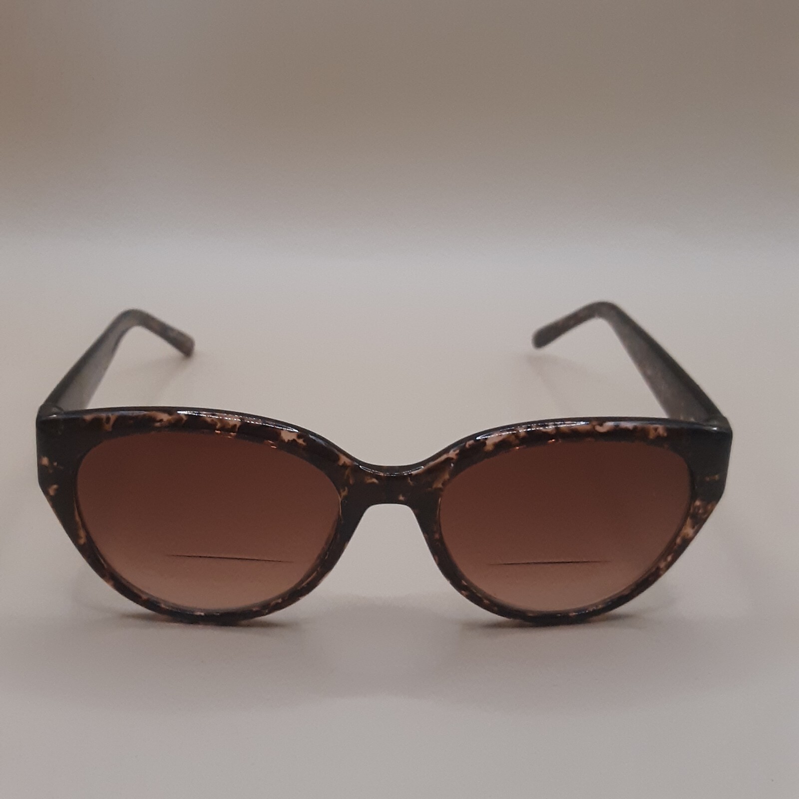 Max Edition ME1774 by Max Studio Sunglasses Mauve Round Tortoise Shell Weekender